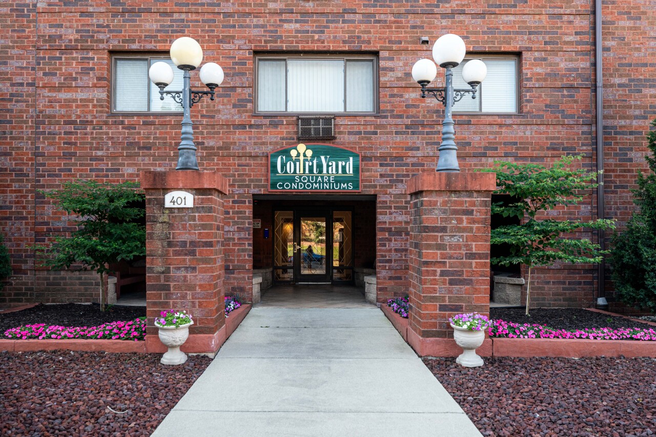 1108 N Milwaukee St Unit: 317