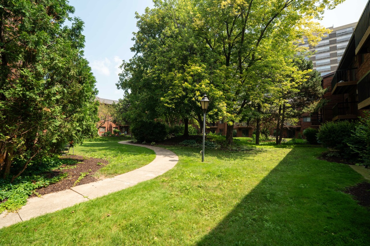 1108 N Milwaukee St Unit: 317