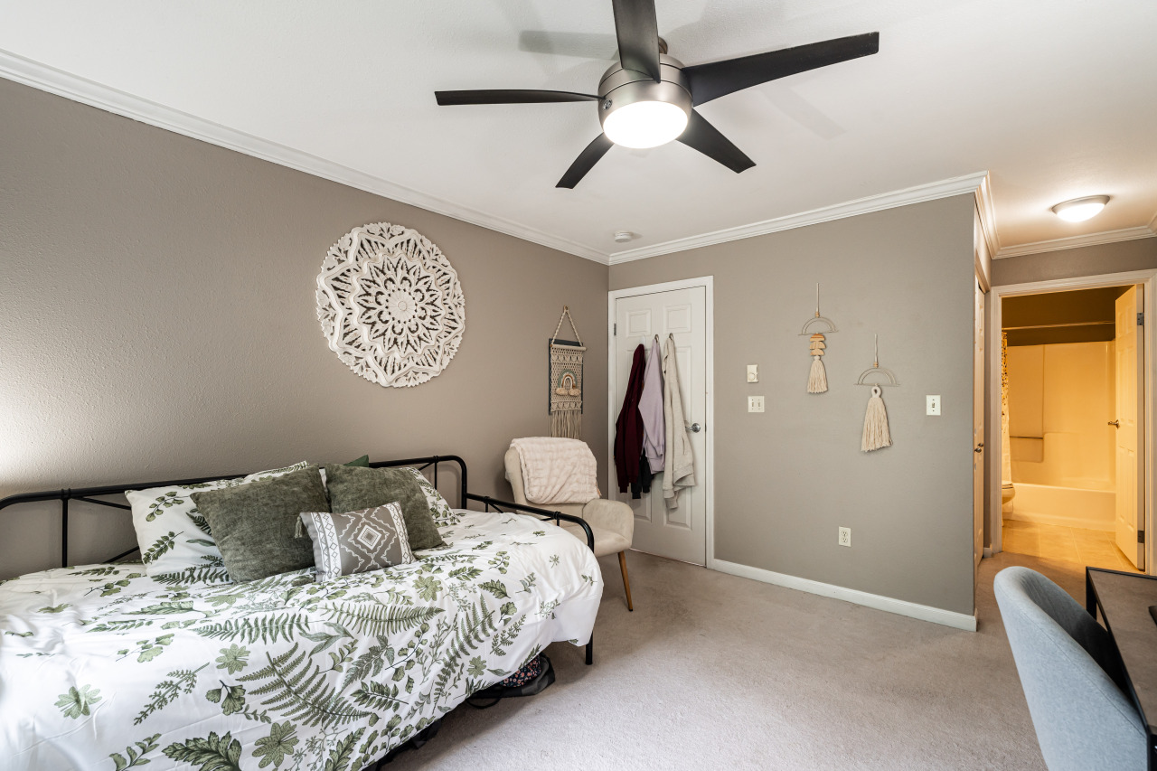 1108 N Milwaukee St Unit: 317