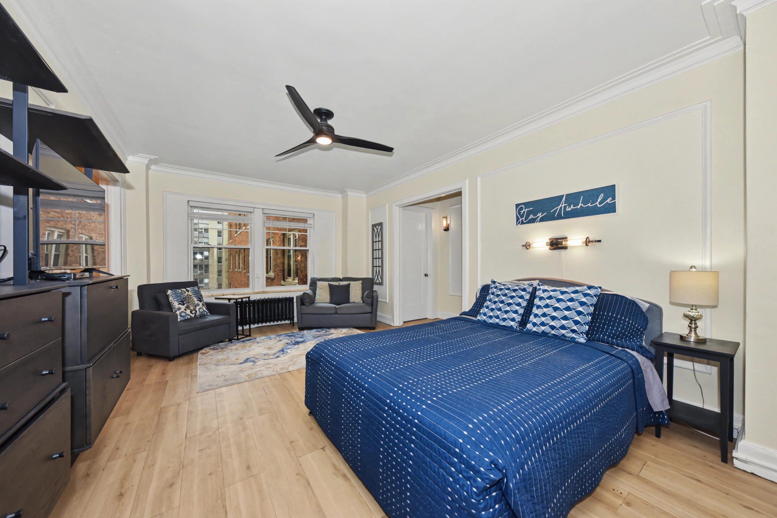 1028 E Juneau Ave Unit: 430