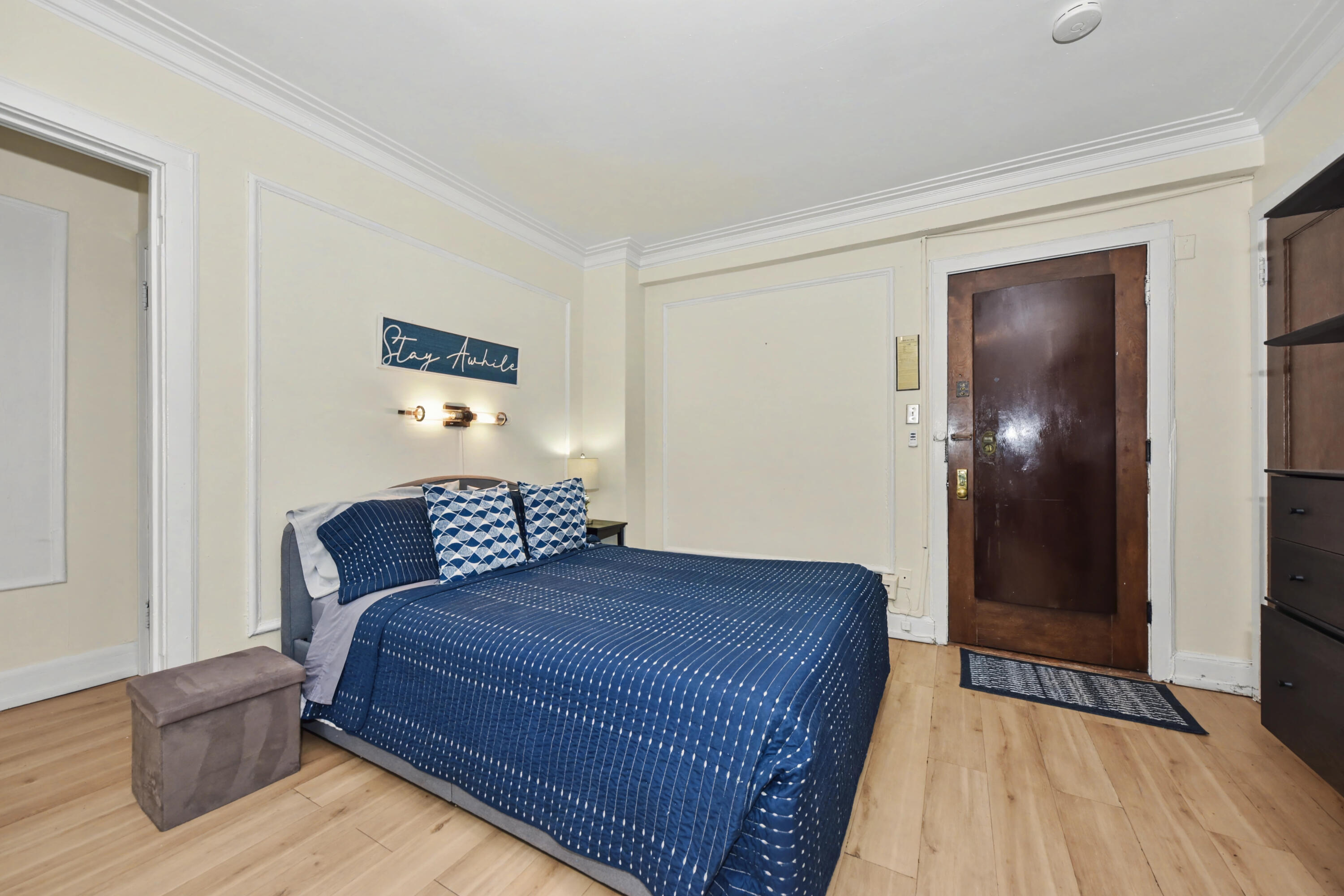 1028 E Juneau Ave Unit: 430