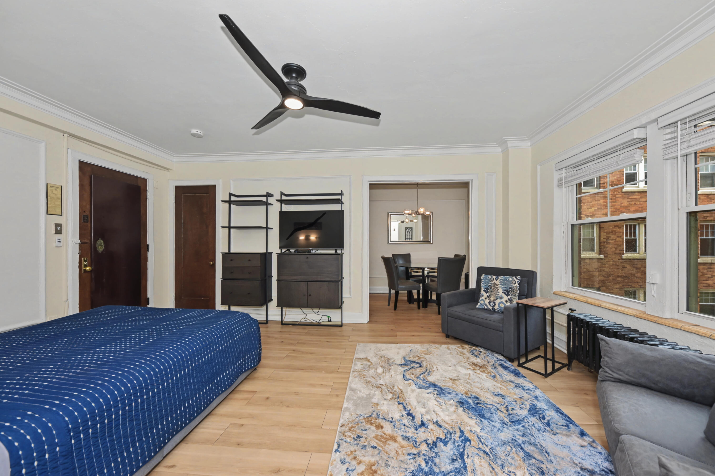 1028 E Juneau Ave Unit: 430