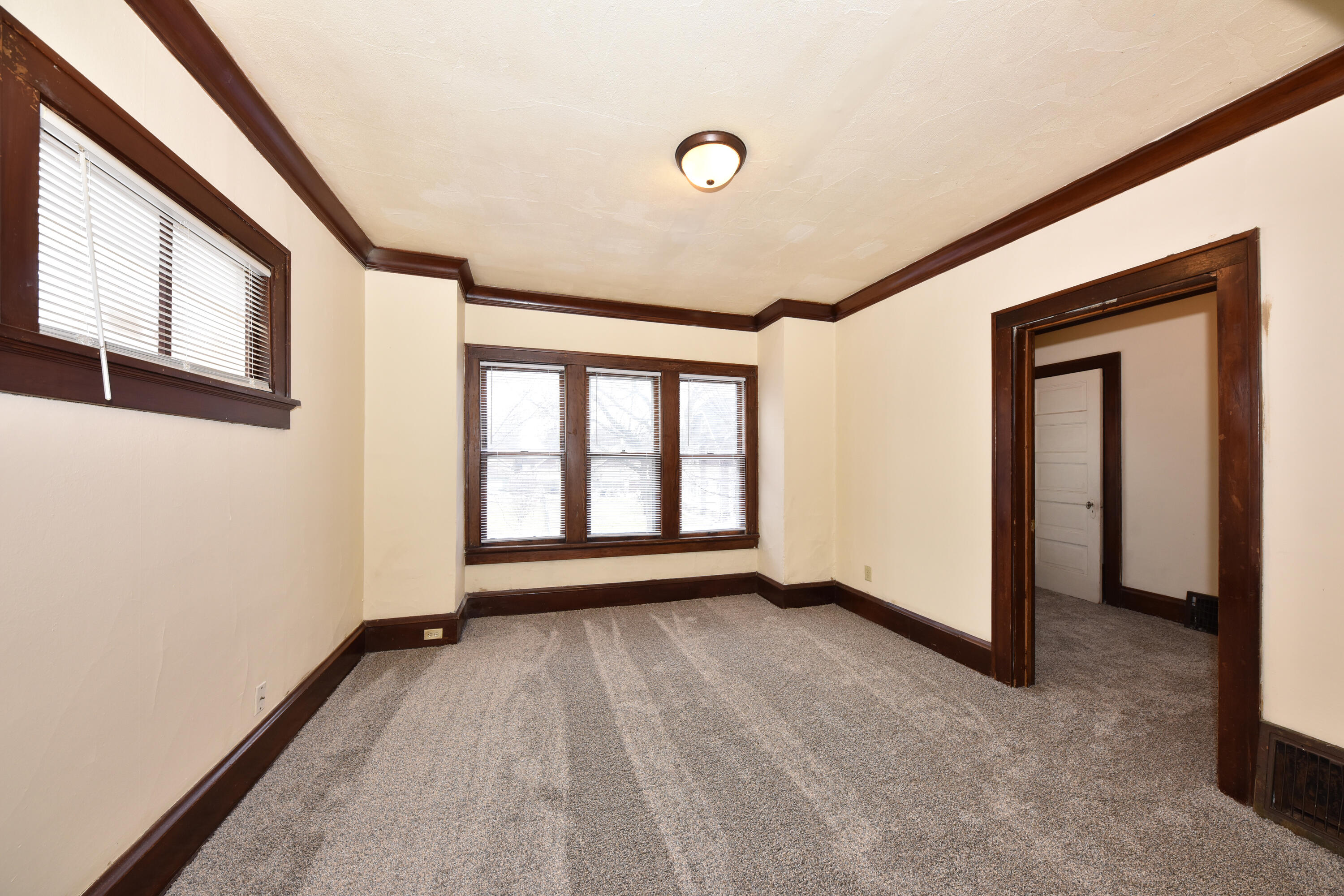 2338 N 45th St Unit: 2340