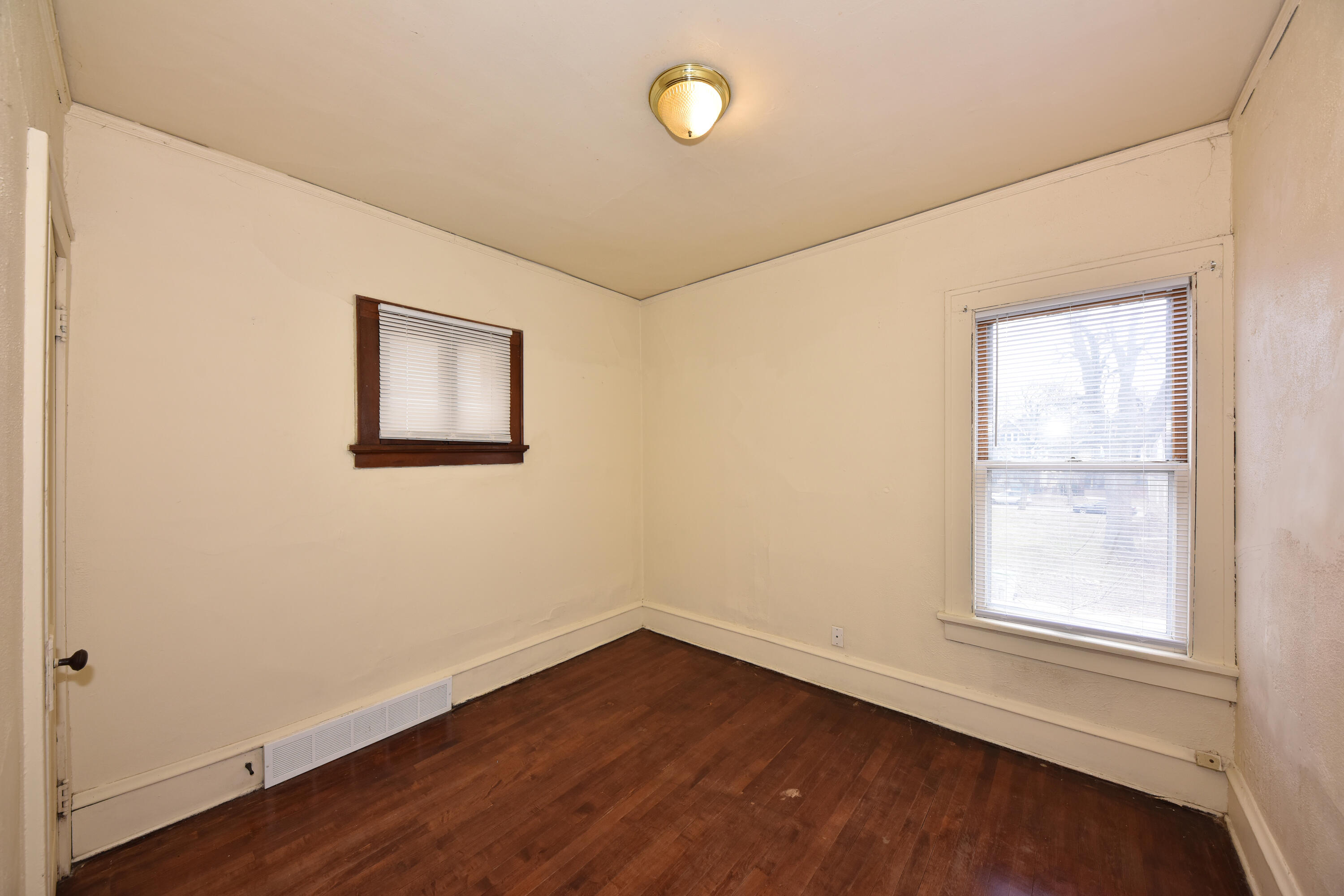 2338 N 45th St Unit: 2340