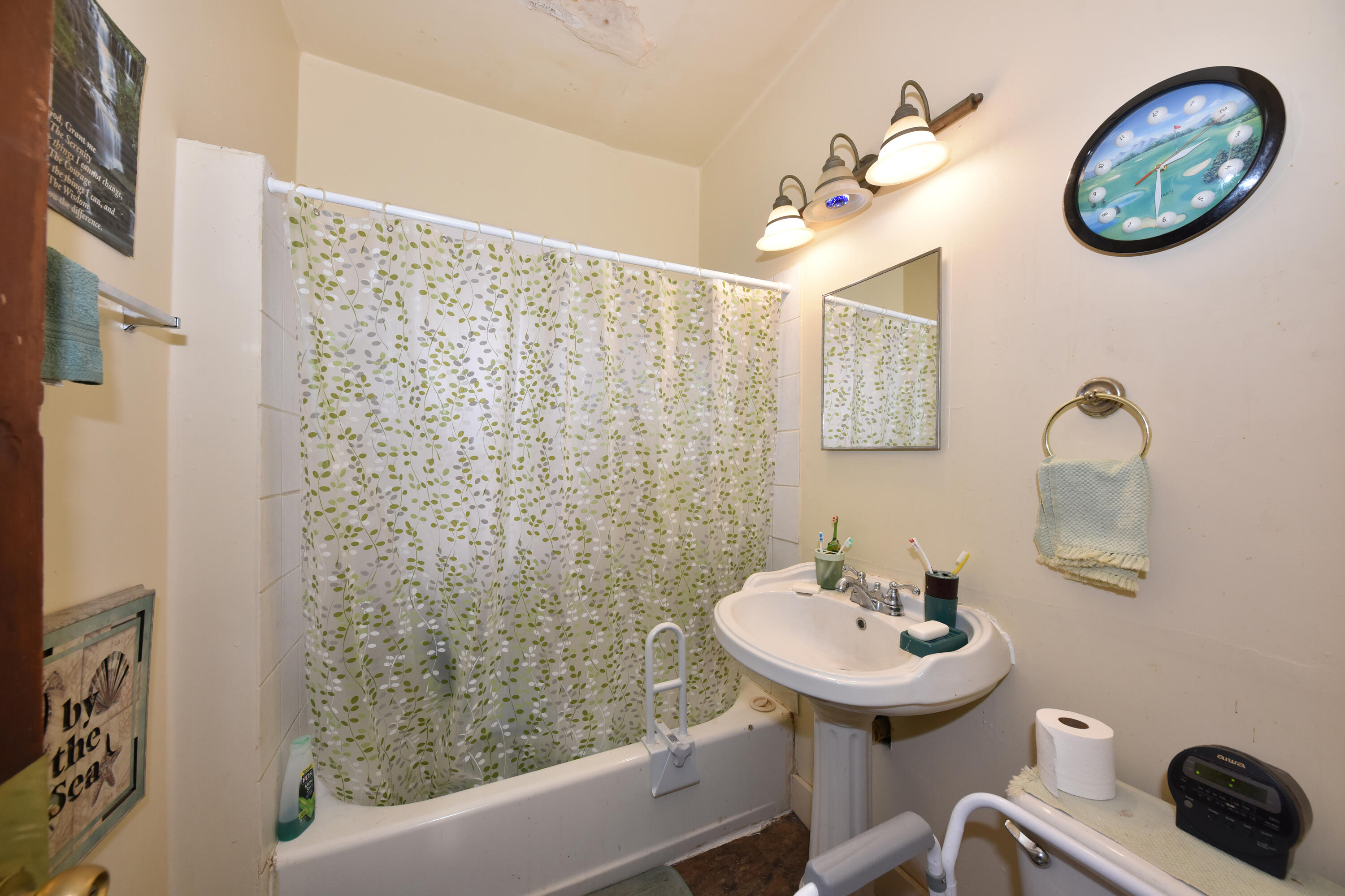 2338 N 45th St Unit: 2340