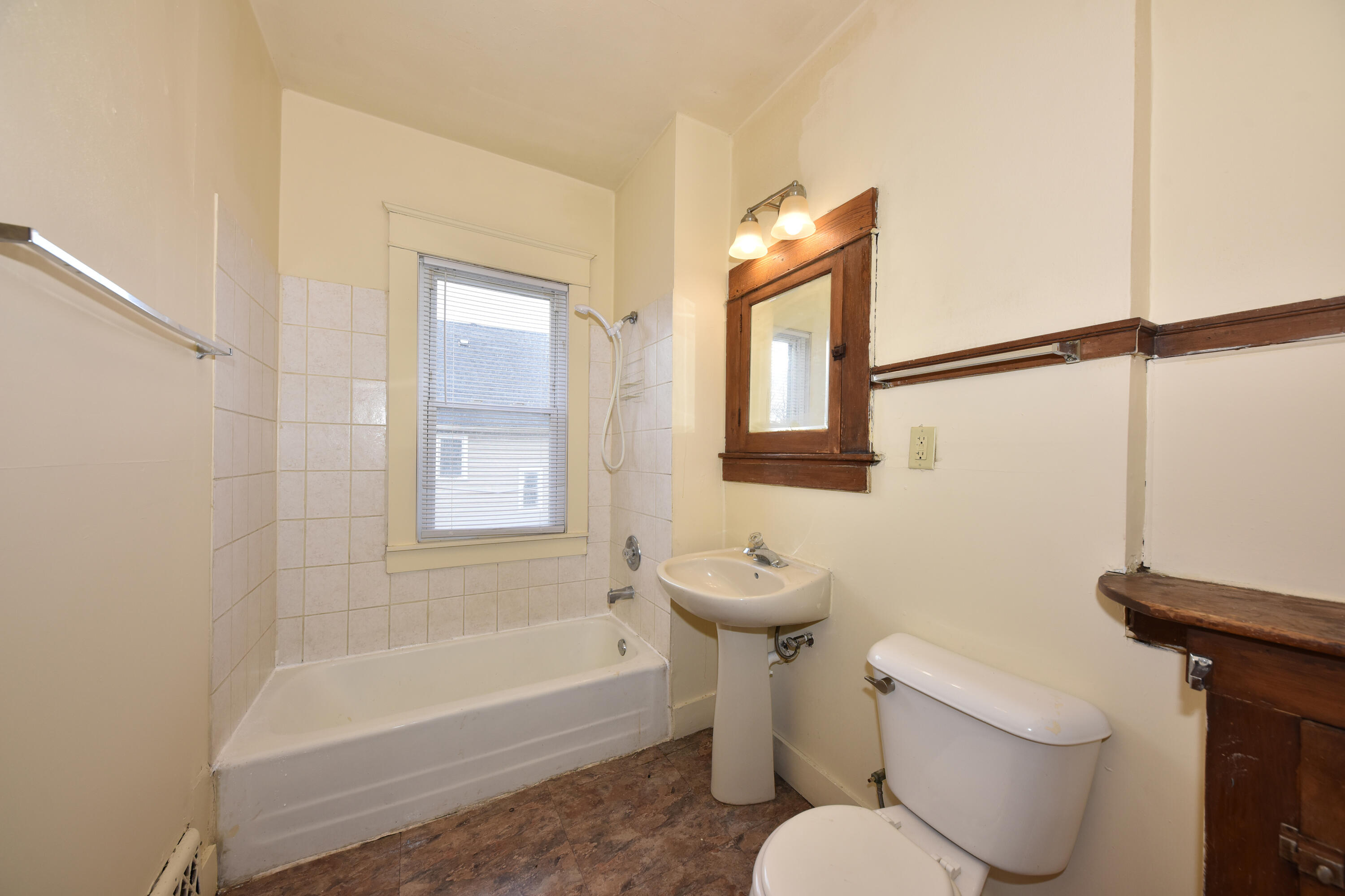 2328 N 45th St Unit: 2330