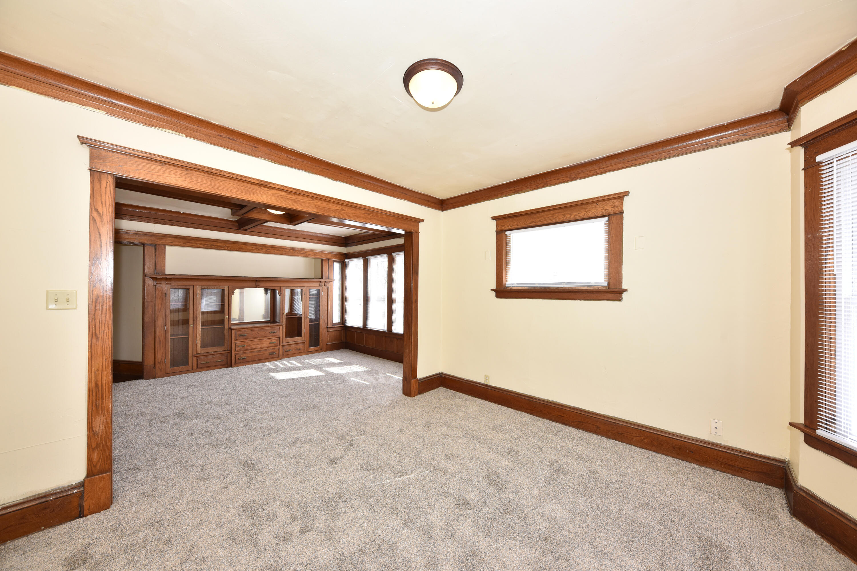 2328 N 45th St Unit: 2330