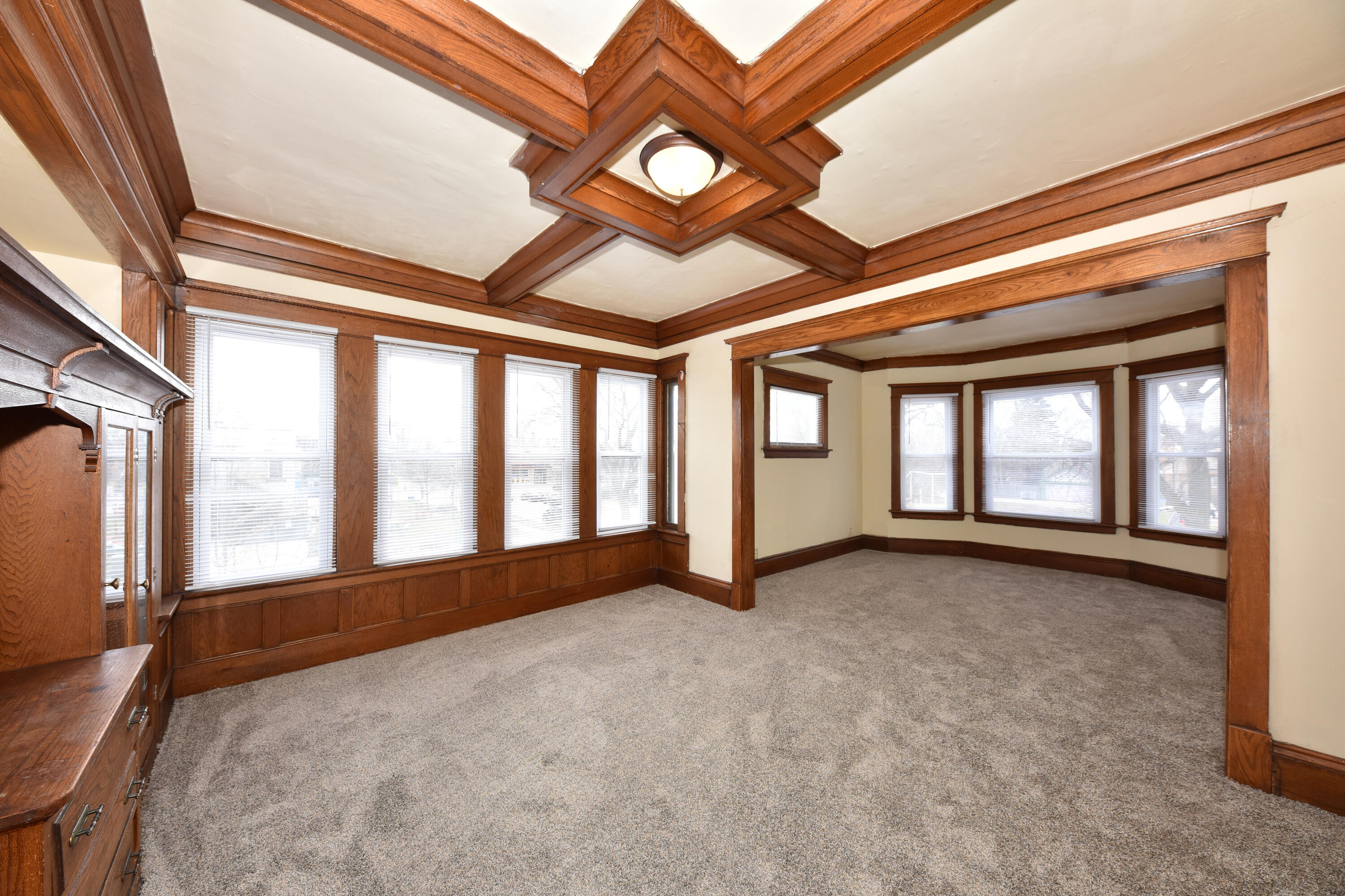 2328 N 45th St Unit: 2330