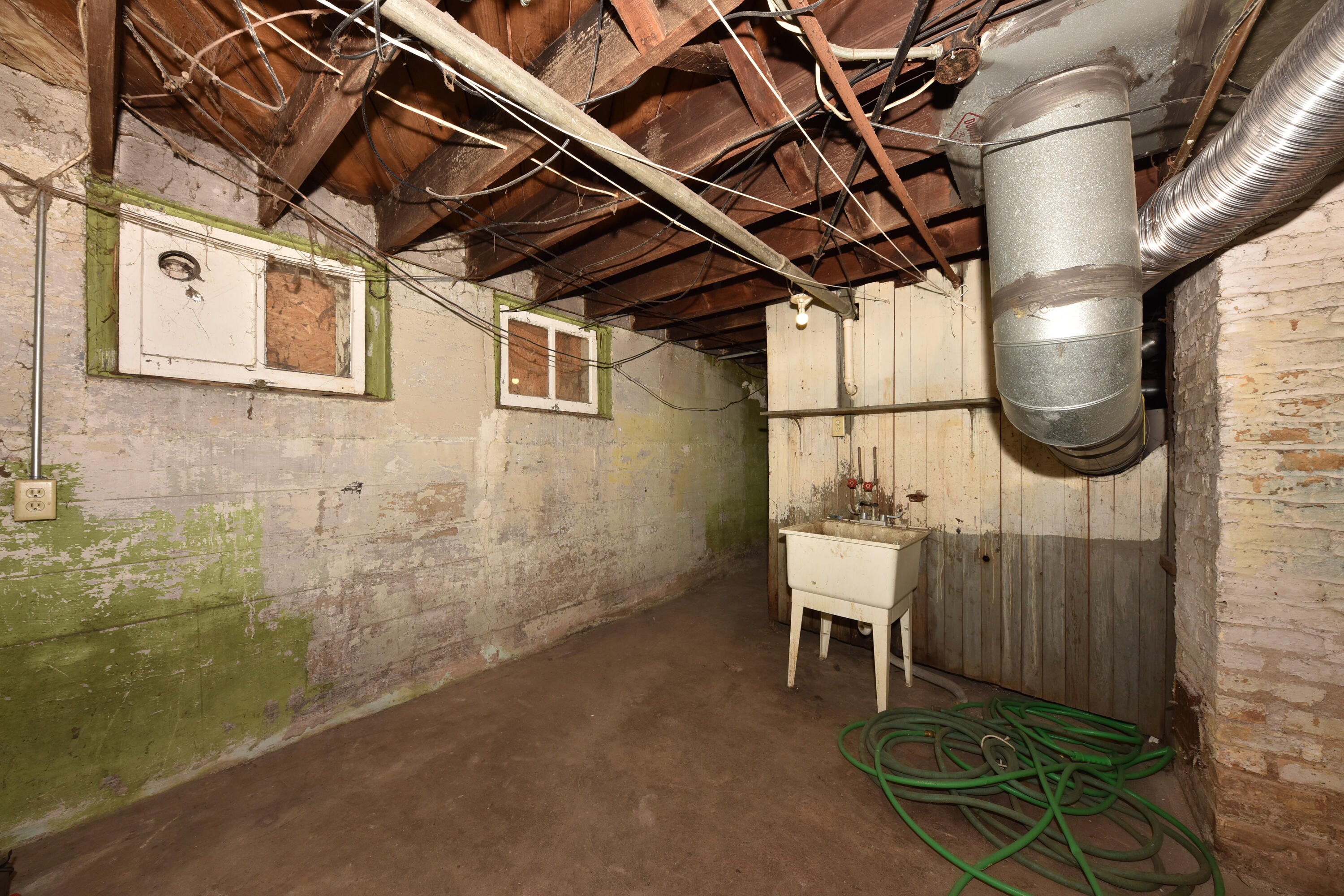 2328 N 45th St Unit: 2330