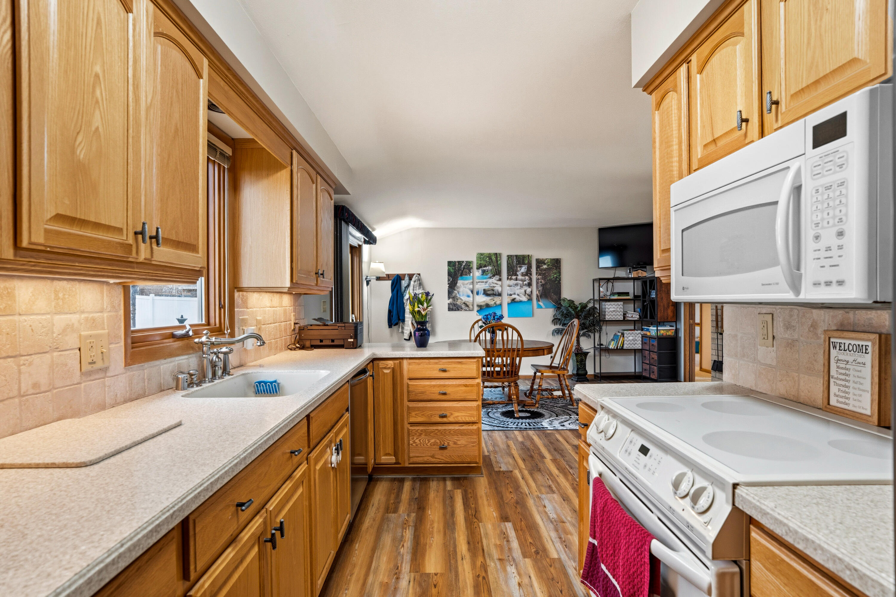 955 W Whitefish Rd