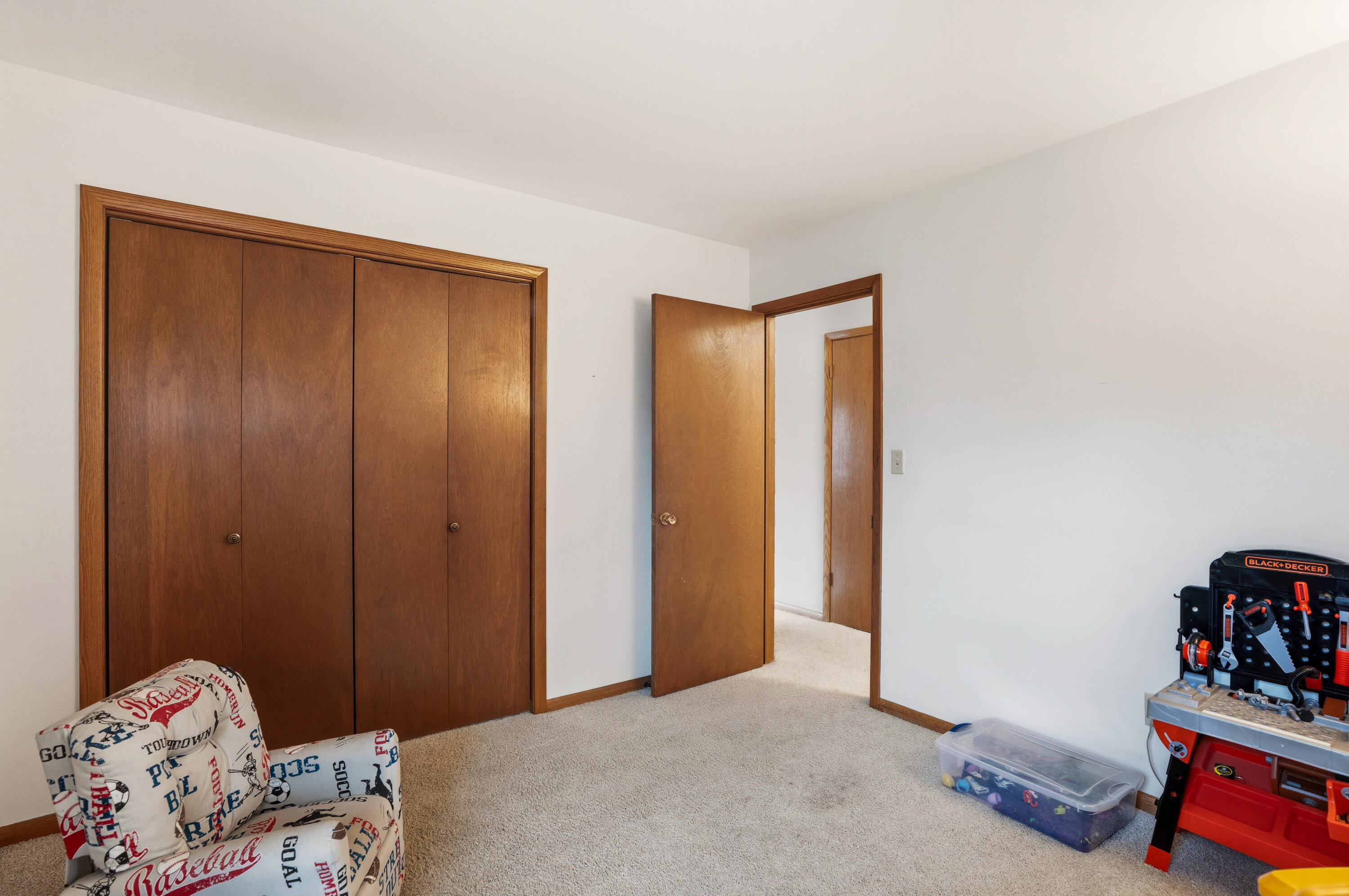 955 W Whitefish Rd