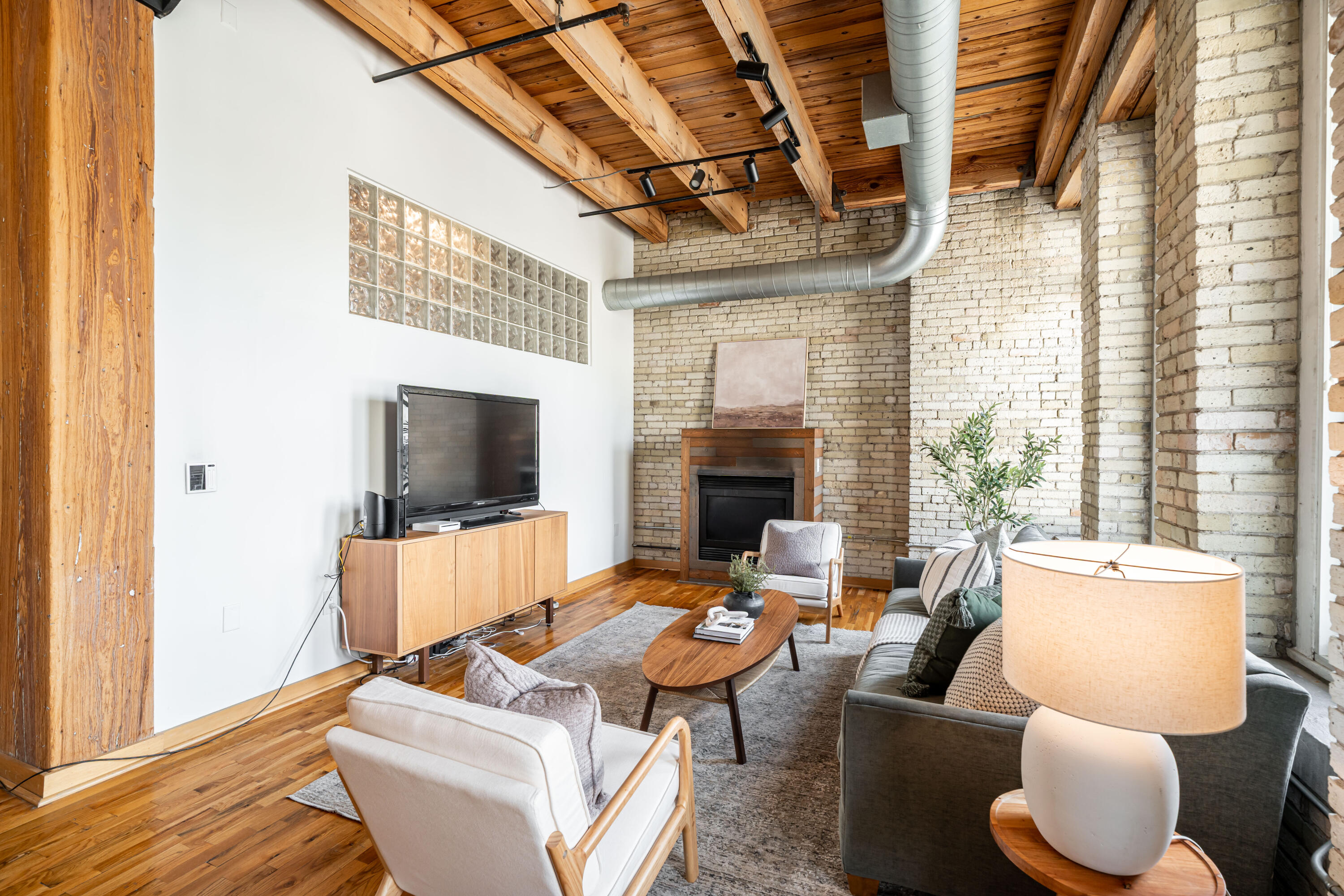 413 N 2nd St Unit: 260
