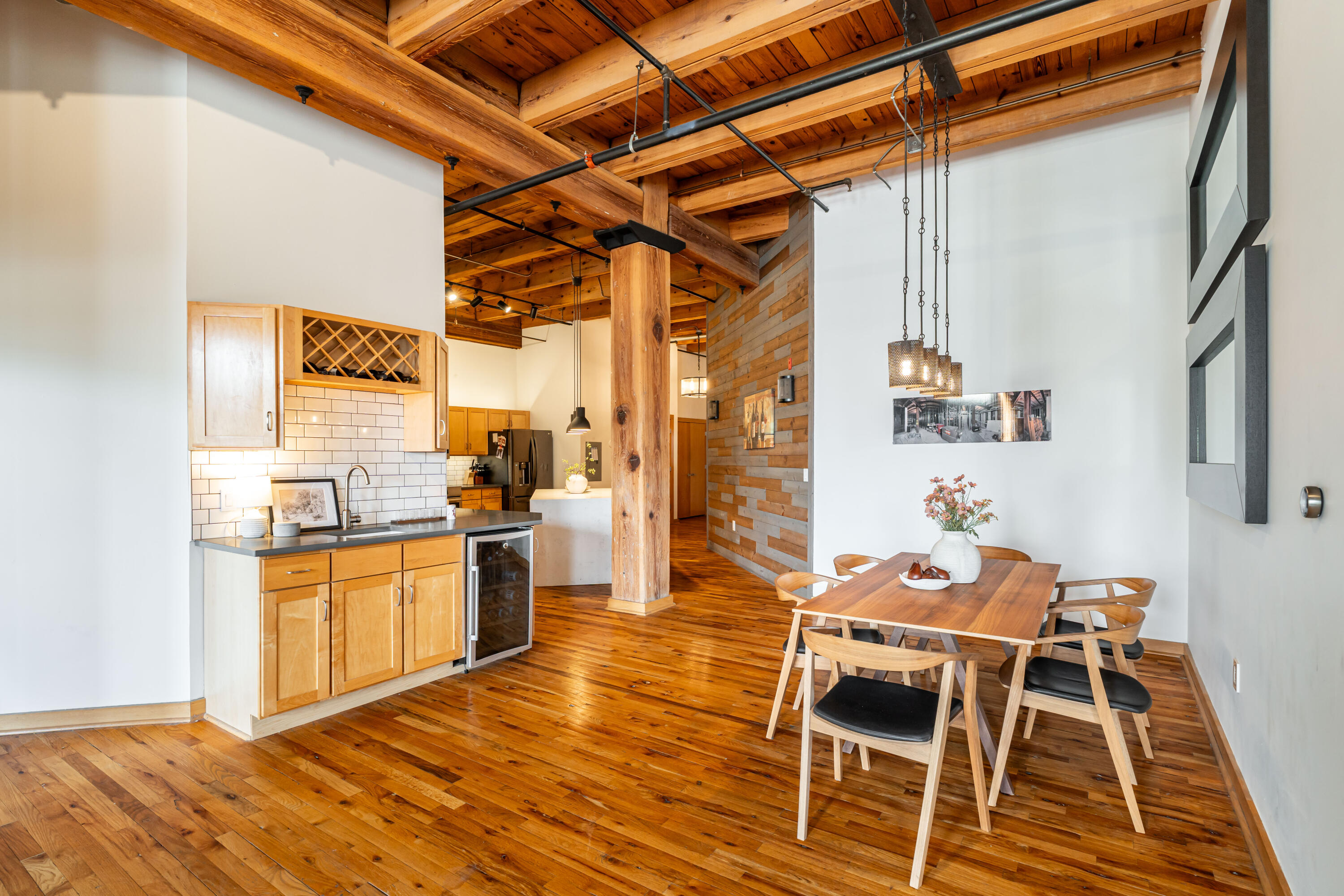 413 N 2nd St Unit: 260
