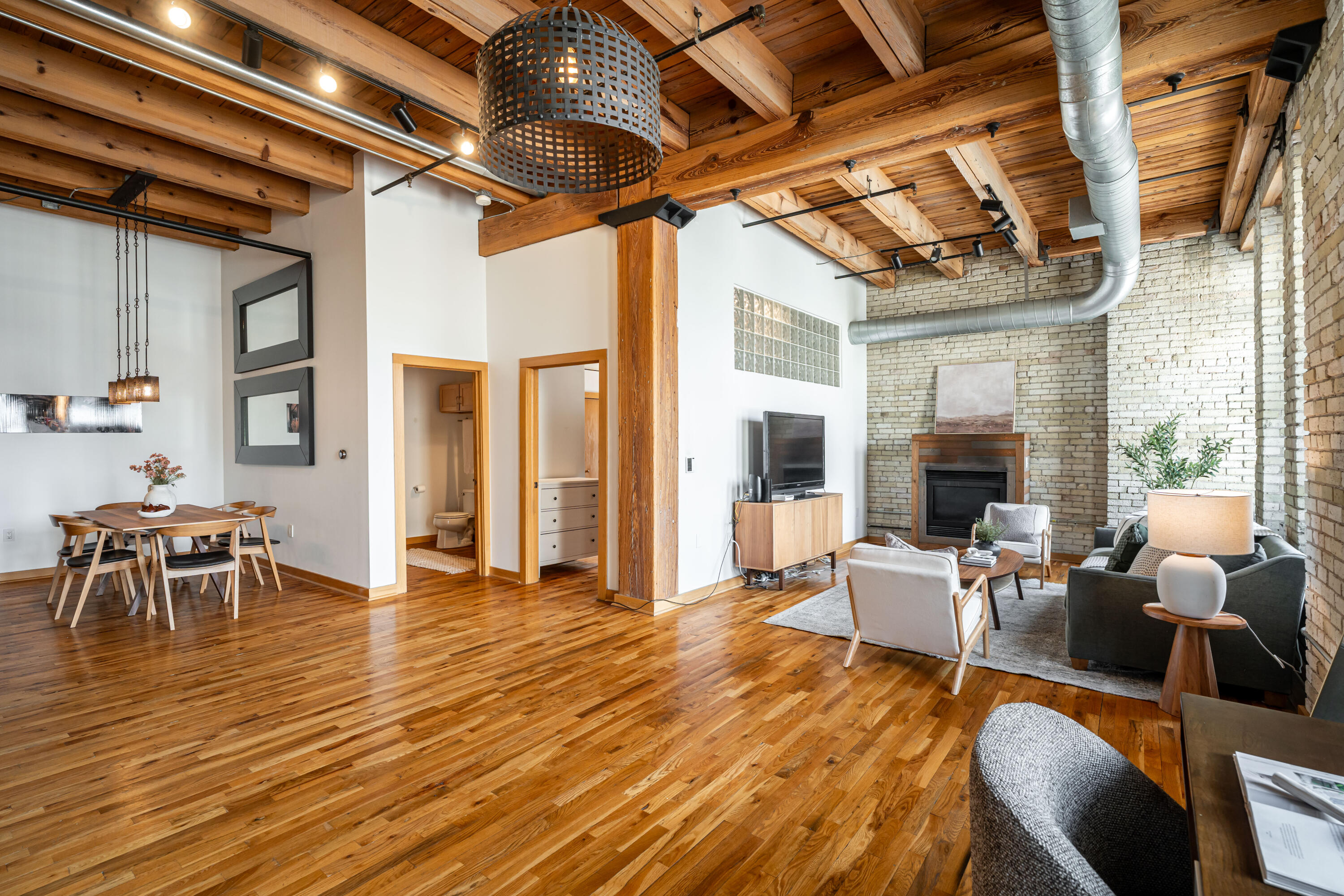413 N 2nd St Unit: 260