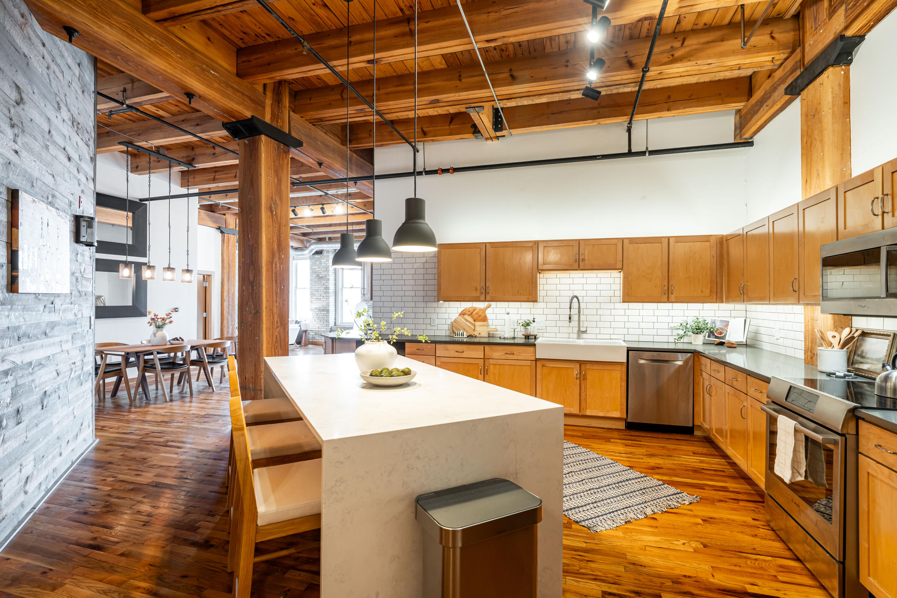 413 N 2nd St Unit: 260