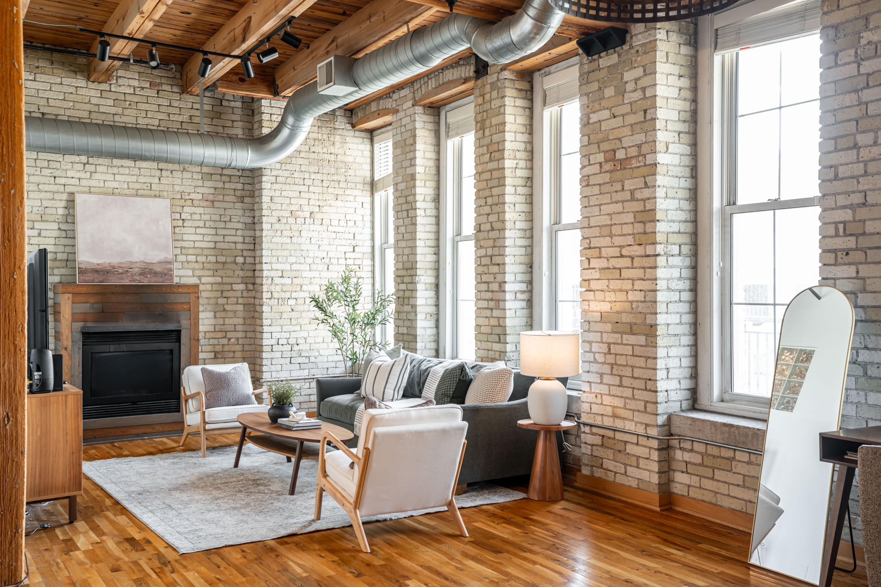 413 N 2nd St Unit: 260