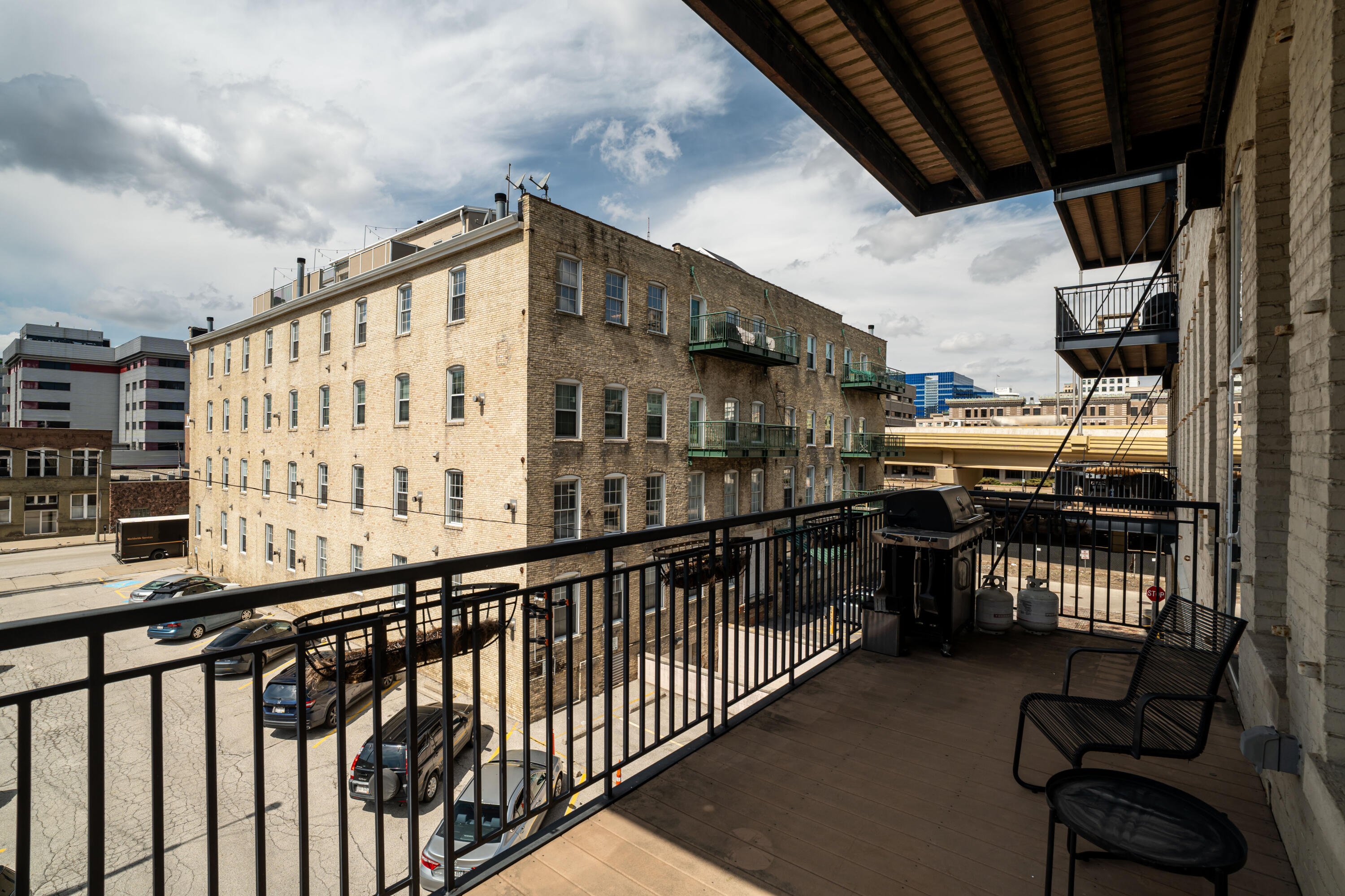 413 N 2nd St Unit: 260