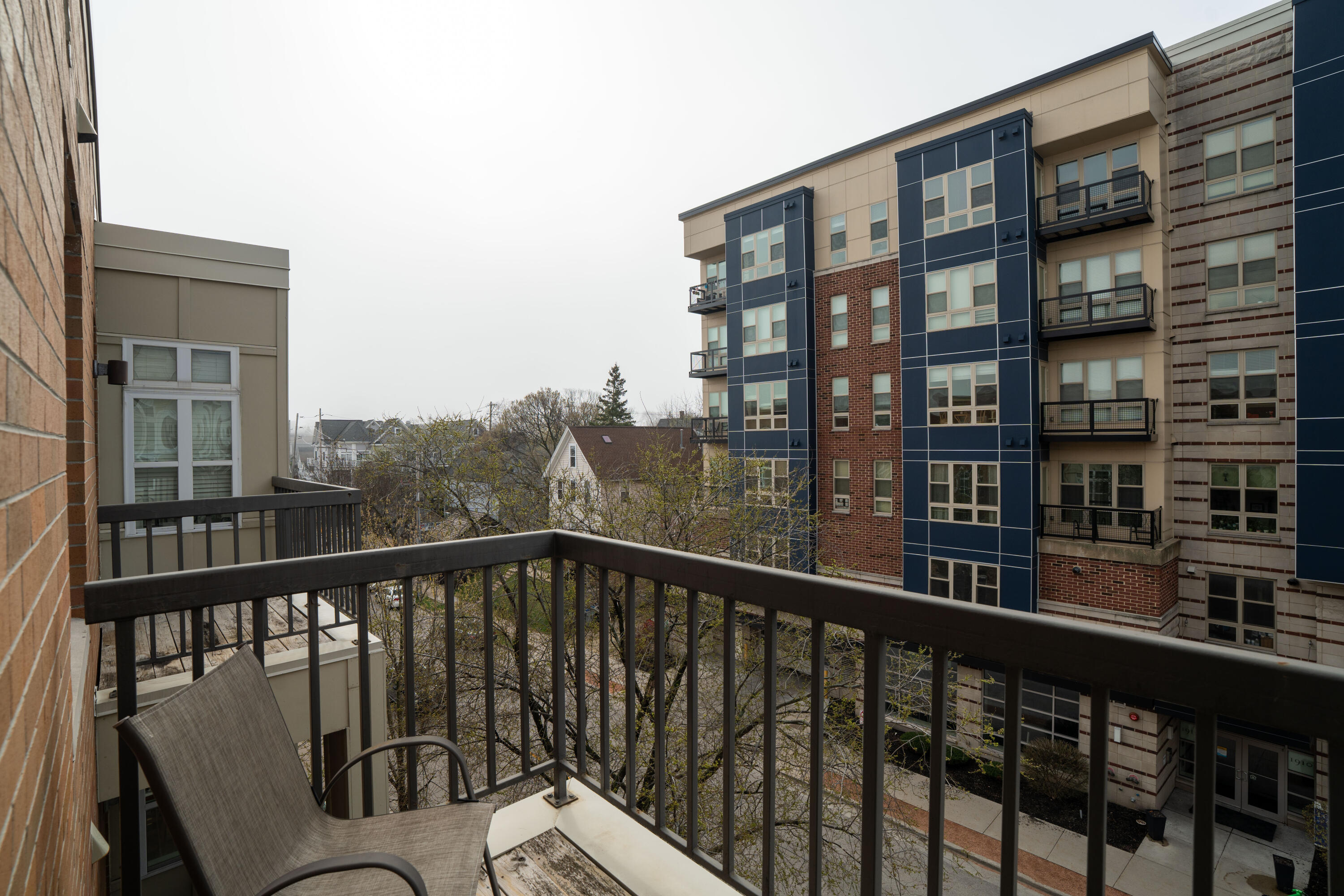 1915 N Water St Unit: 409