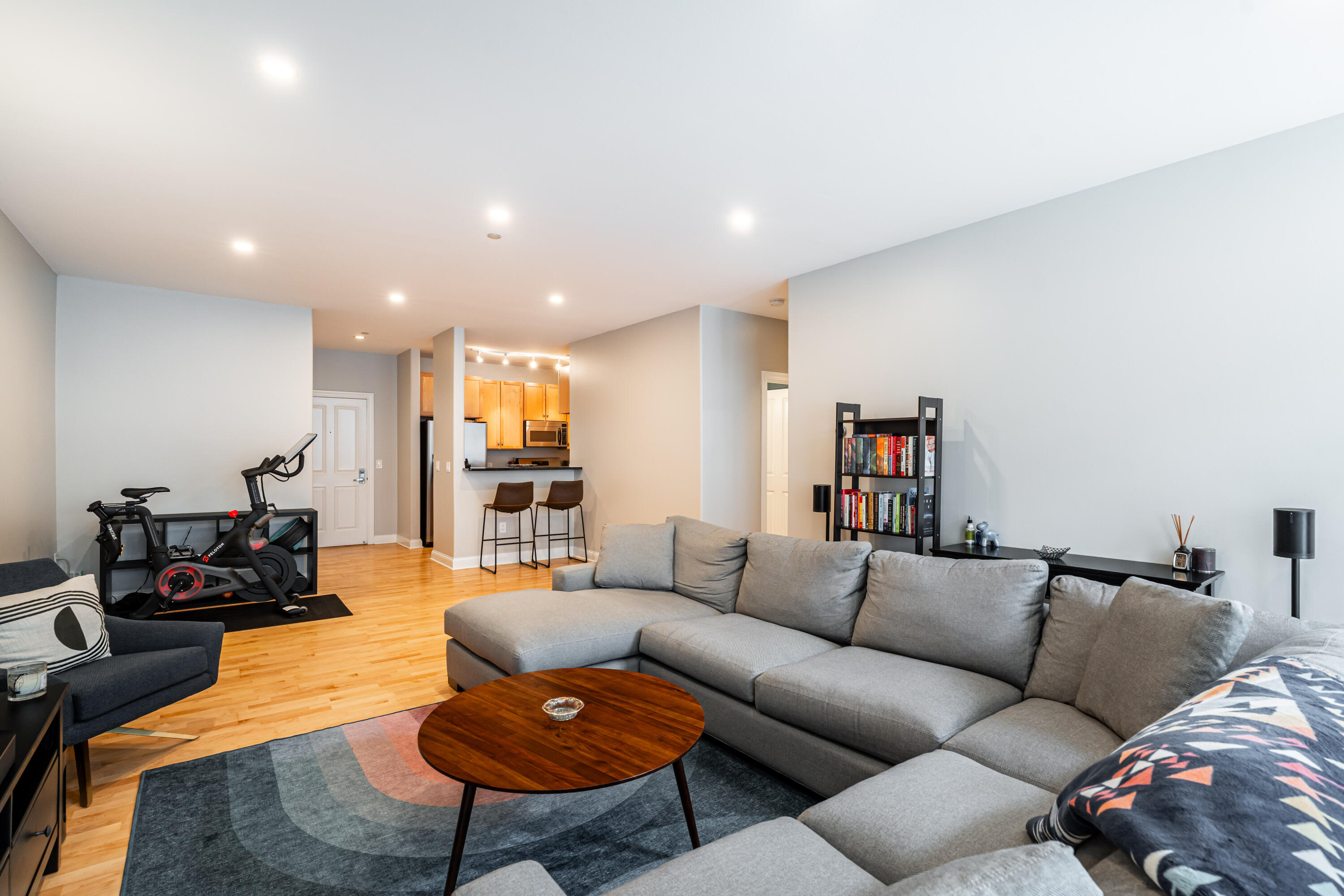 1915 N Water St Unit: 409