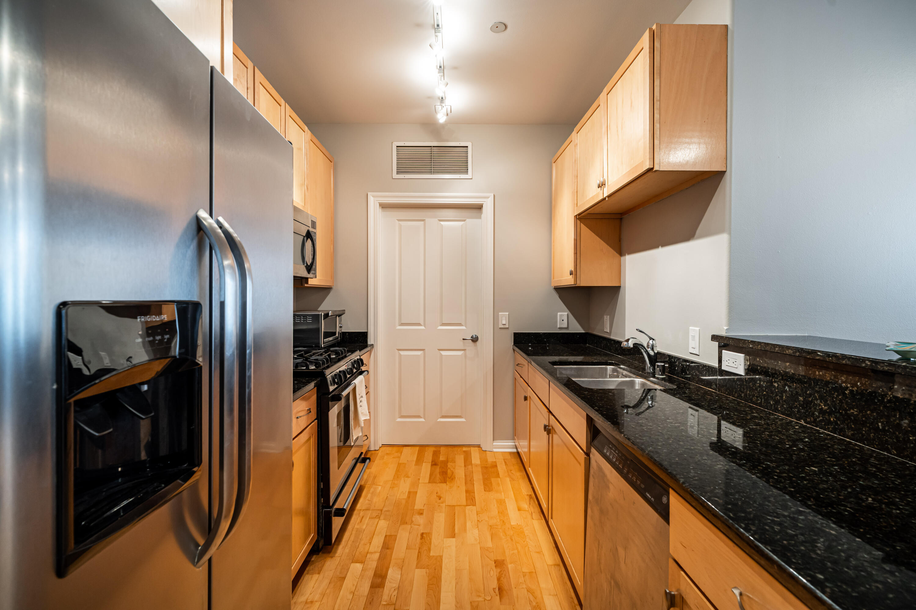 1915 N Water St Unit: 409