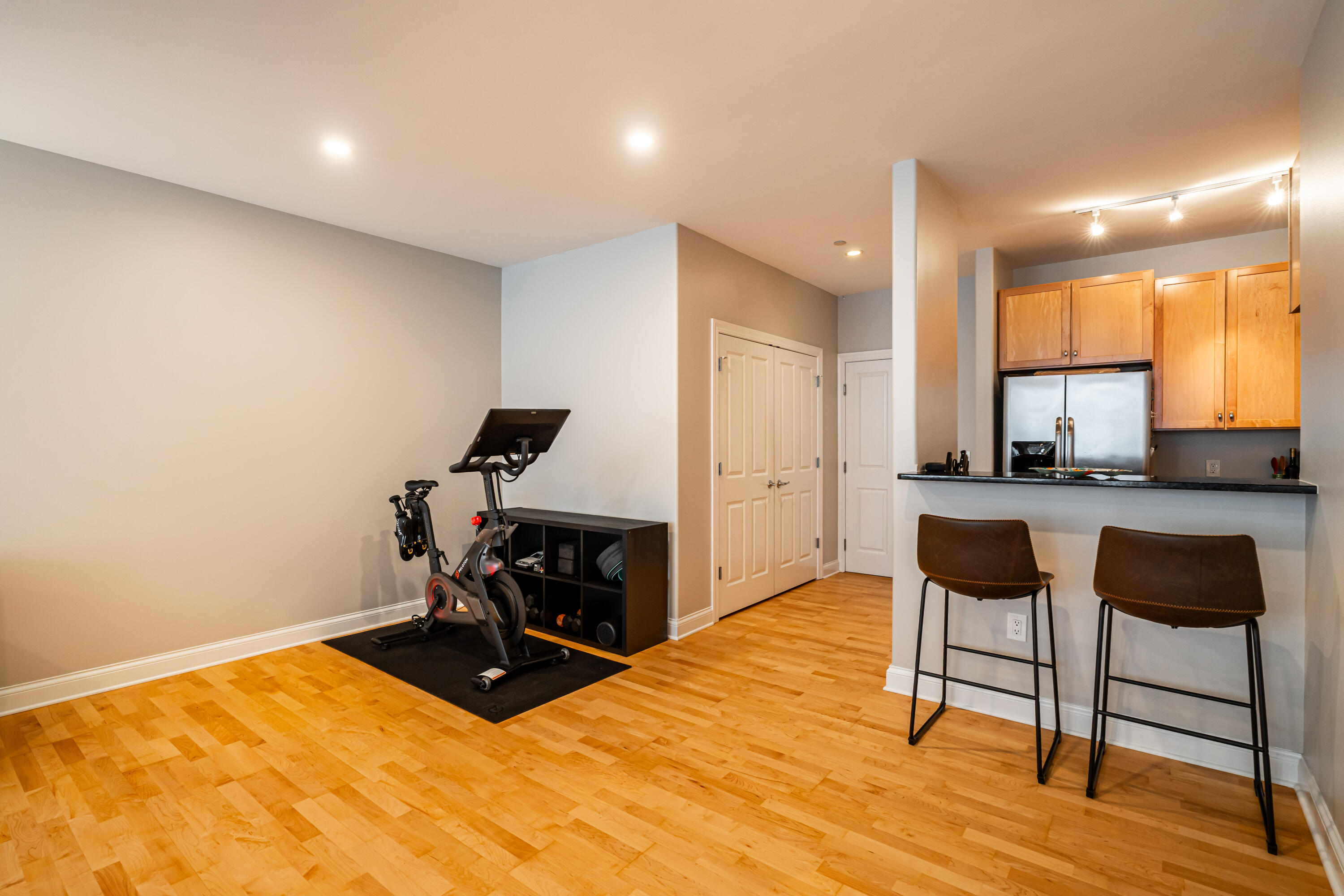 1915 N Water St Unit: 409
