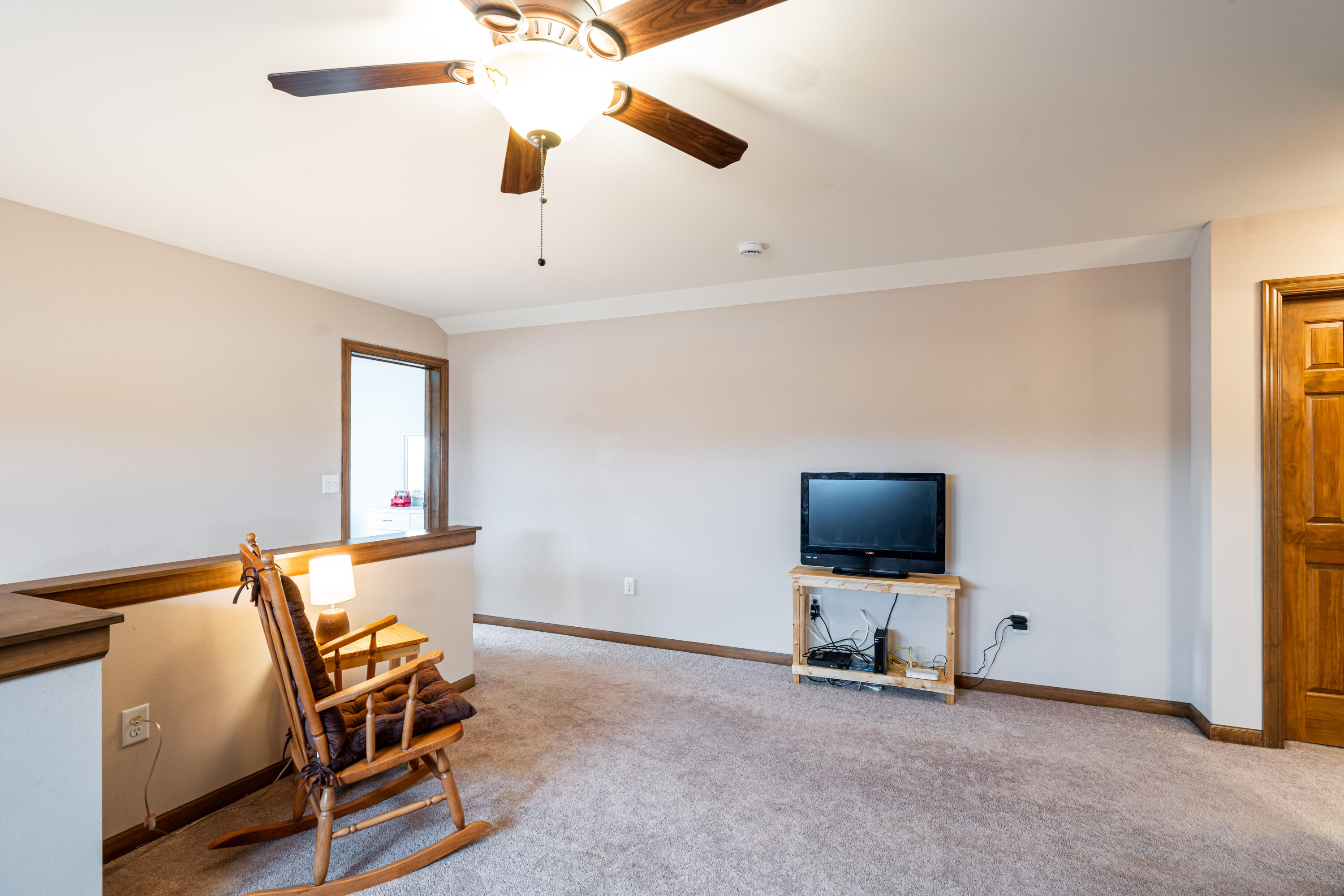4915 Meadowview Ct