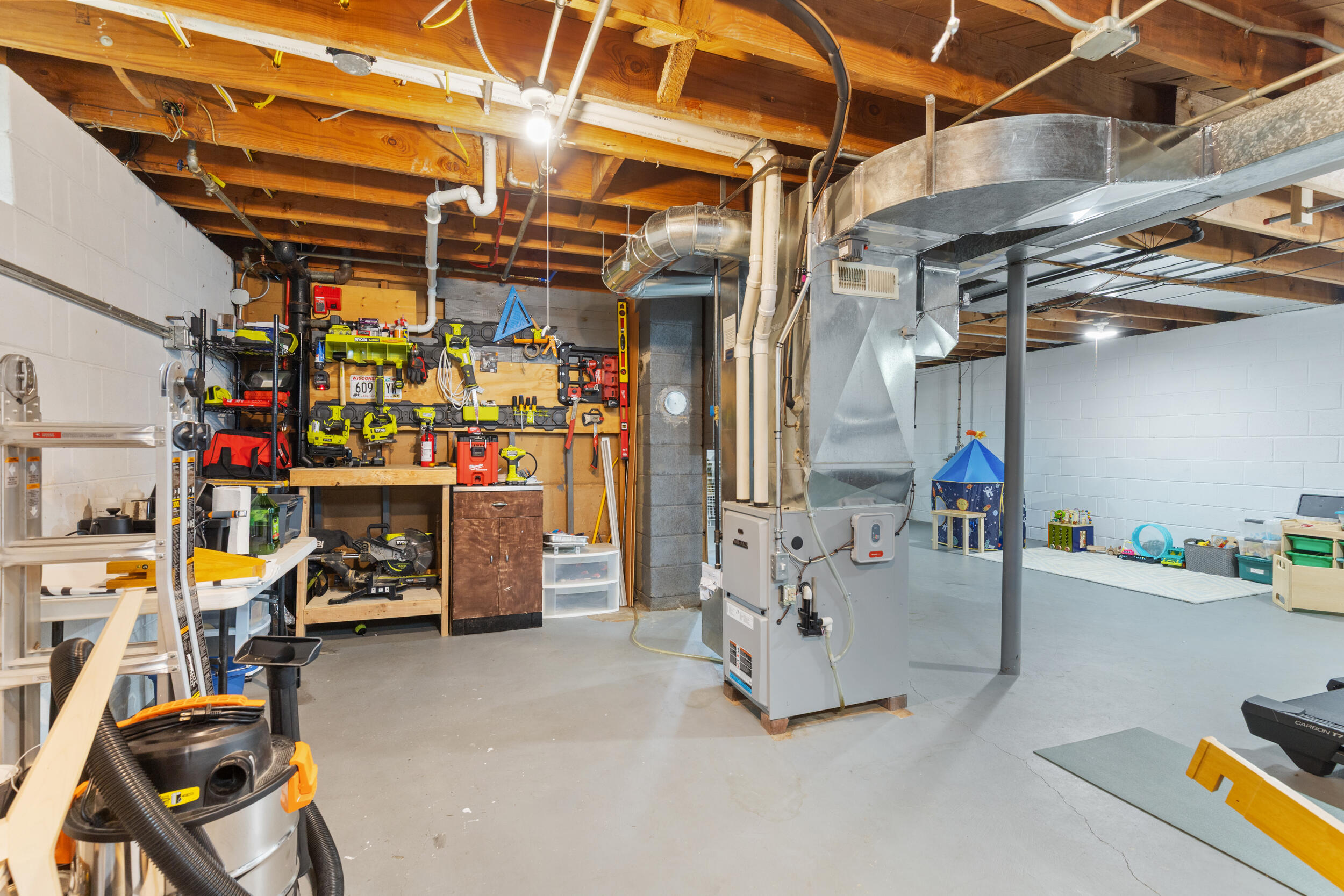 10156 W Montana Ave