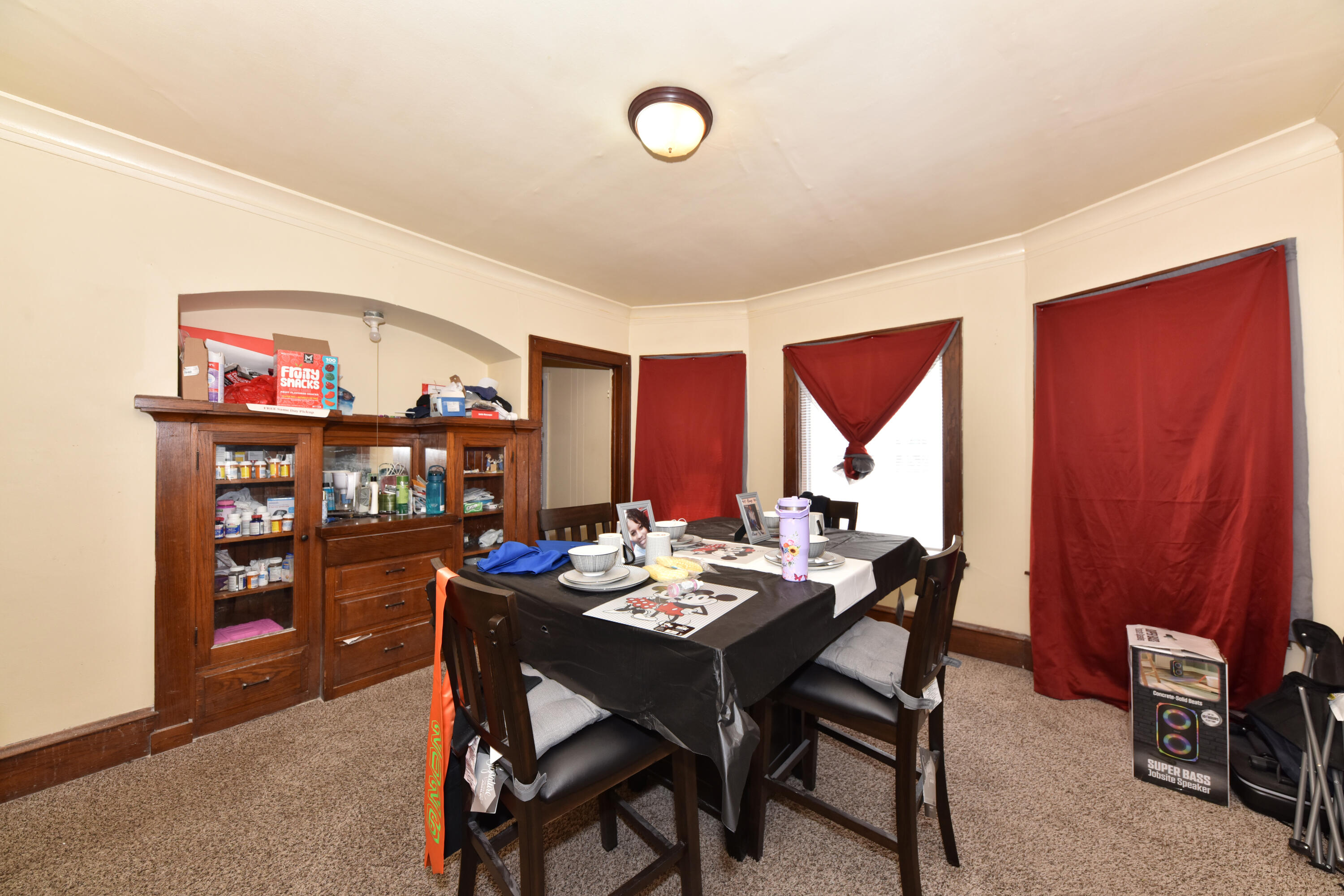 2432 N 45th St, 2434