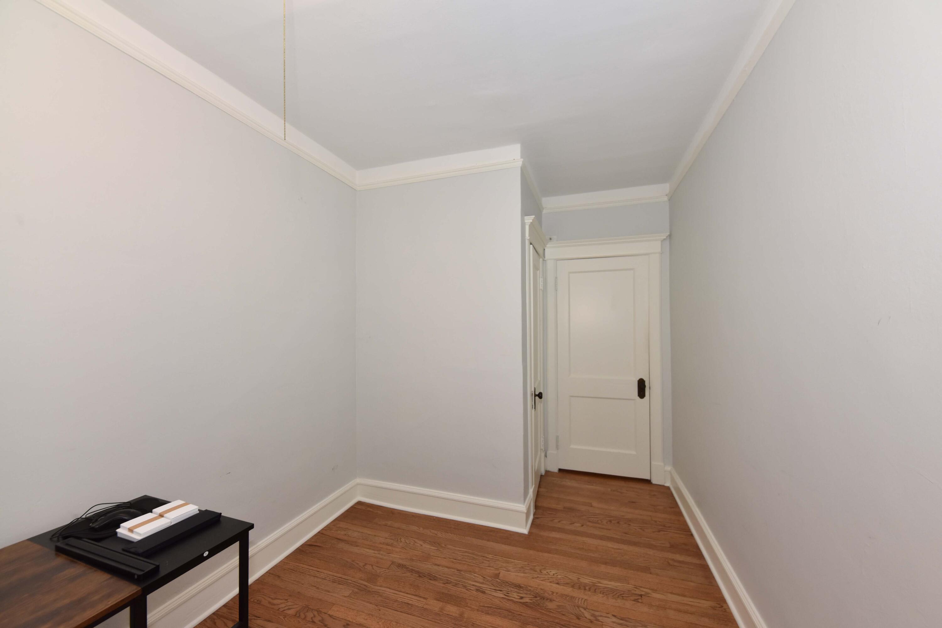 1714 E Kane Pl, L