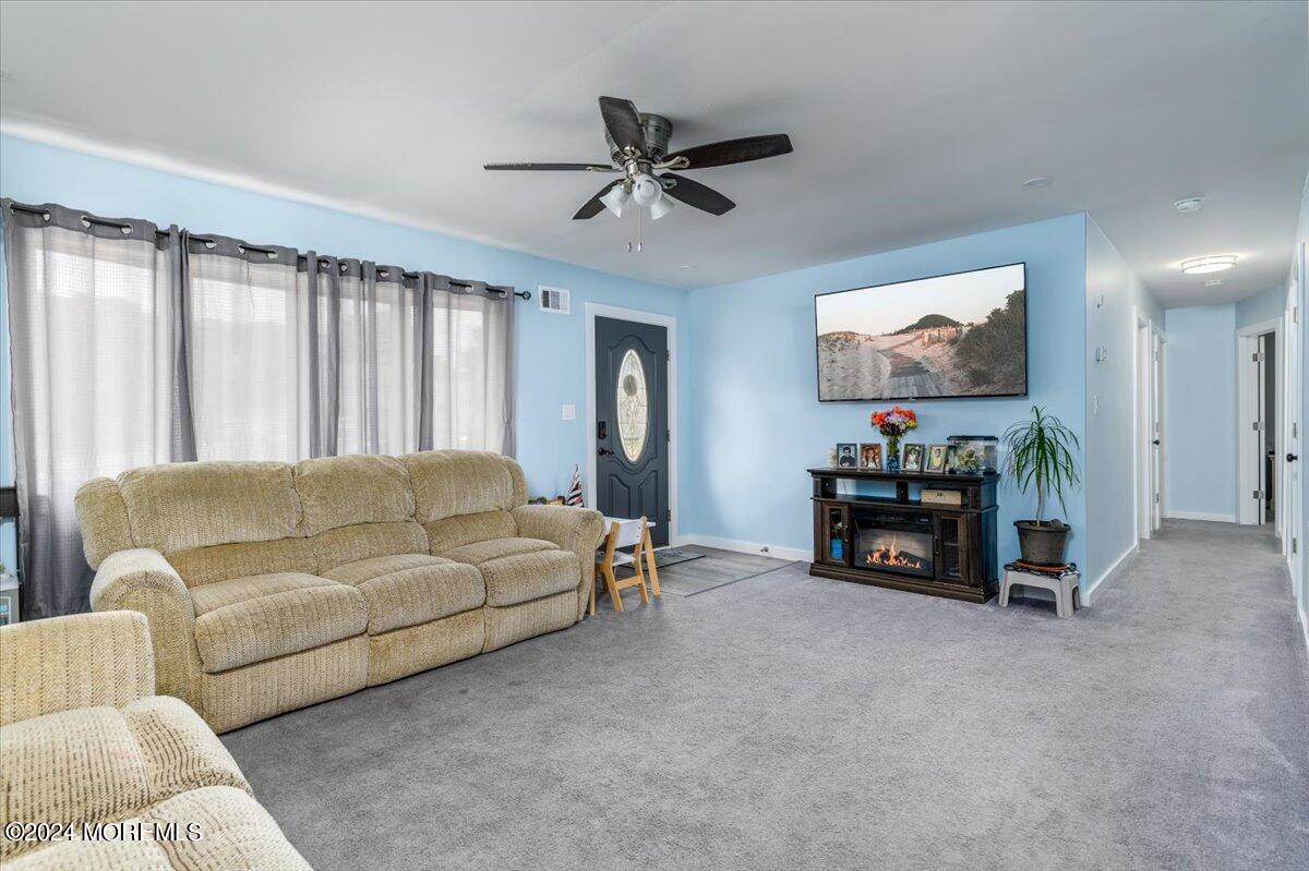 56 Georgetown Boulevard