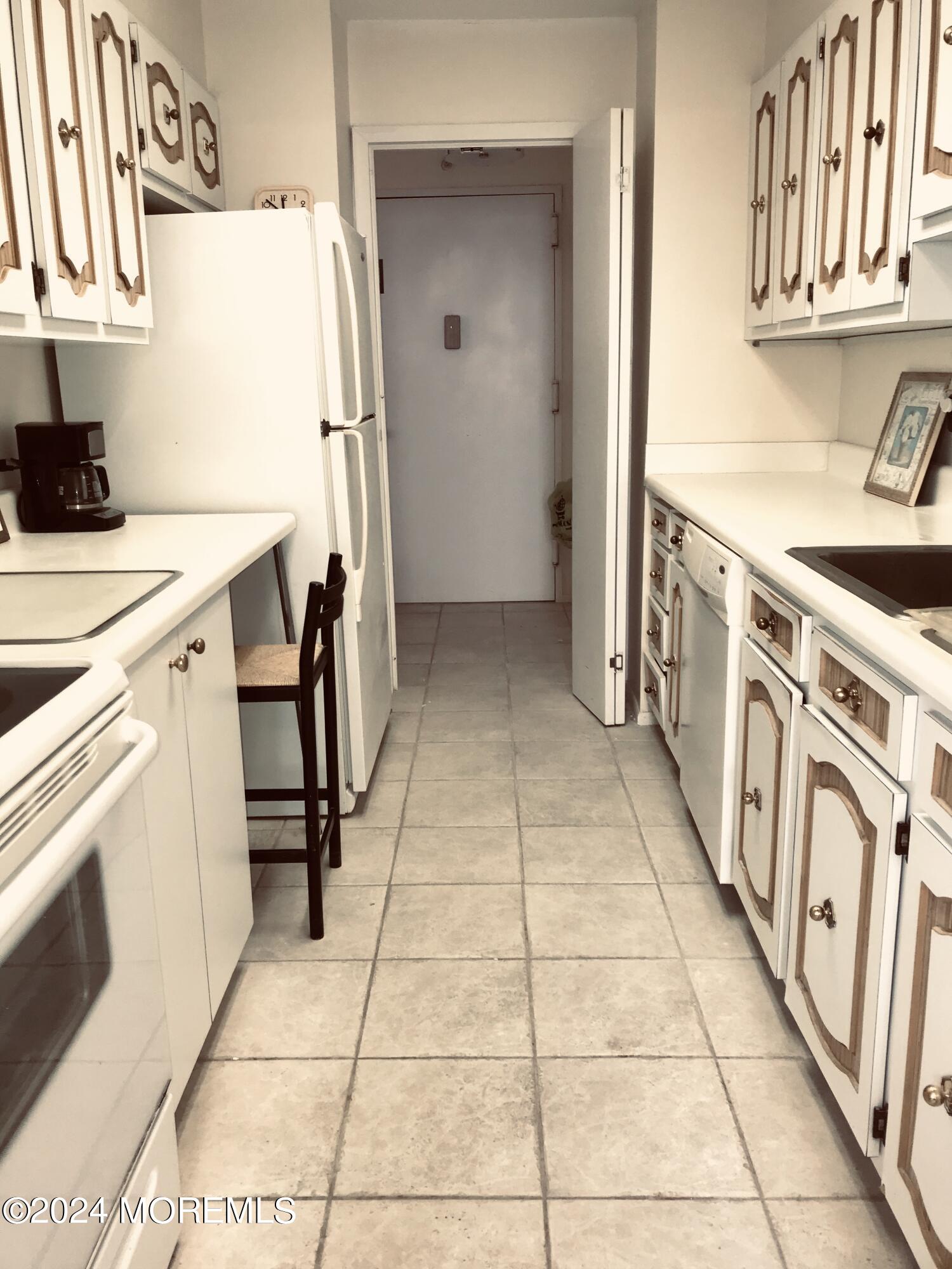 787 Ocean Avenue, 706