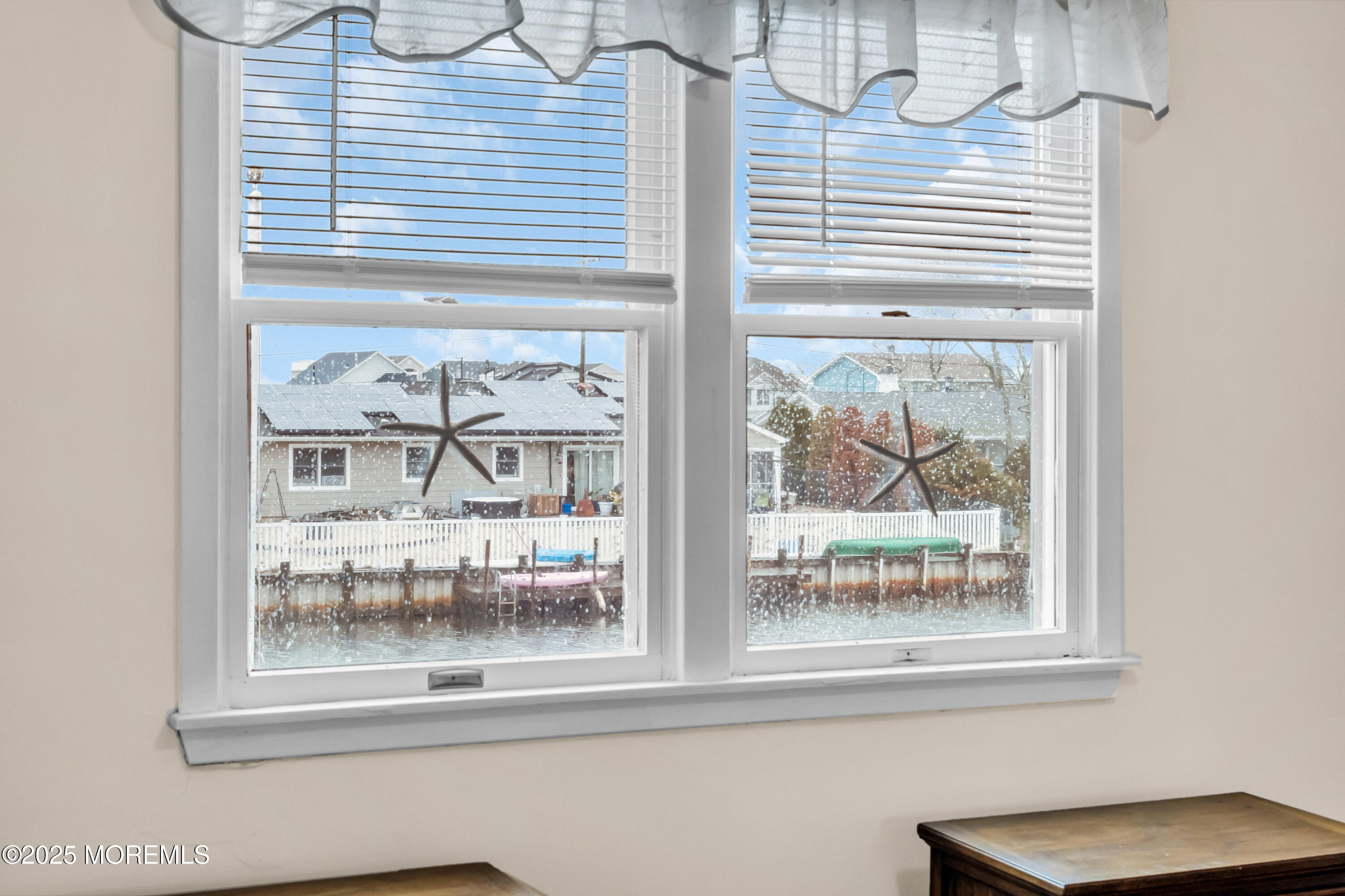 220 Montclair Road S