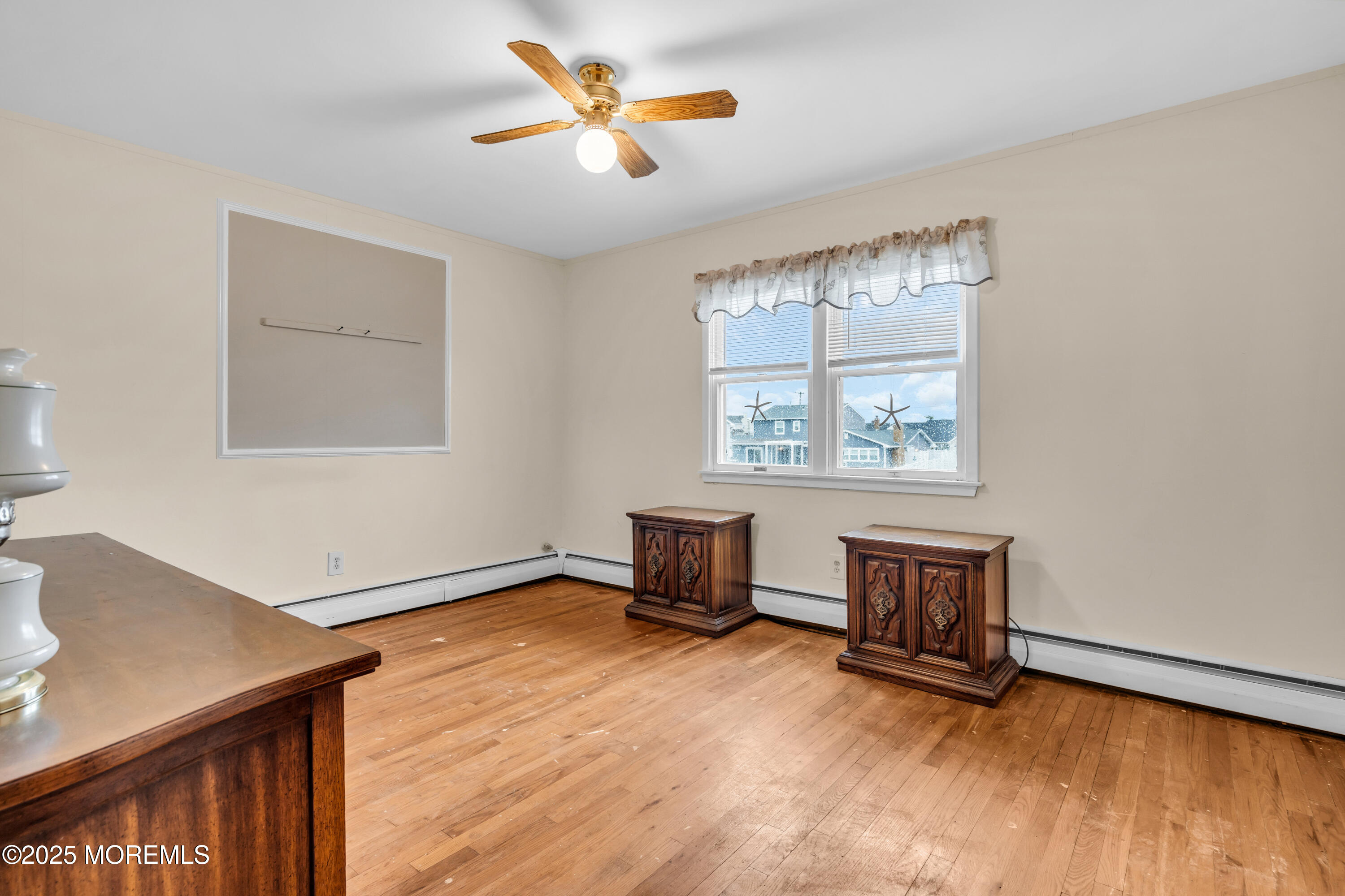 220 Montclair Road S