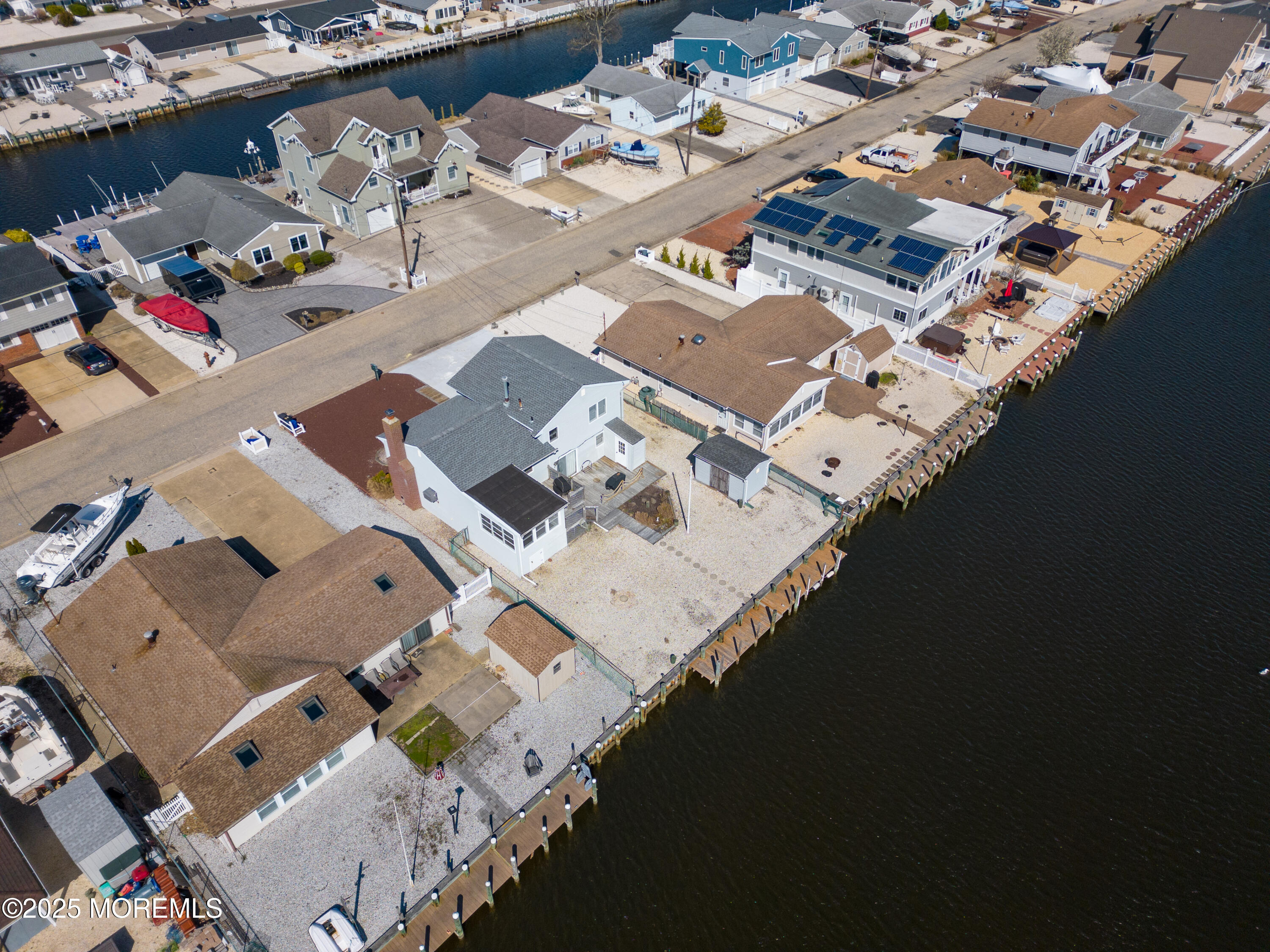 220 Montclair Road S