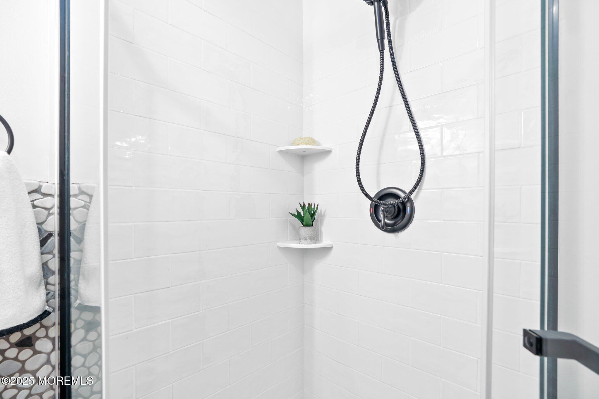 60 Kettle Creek Drive