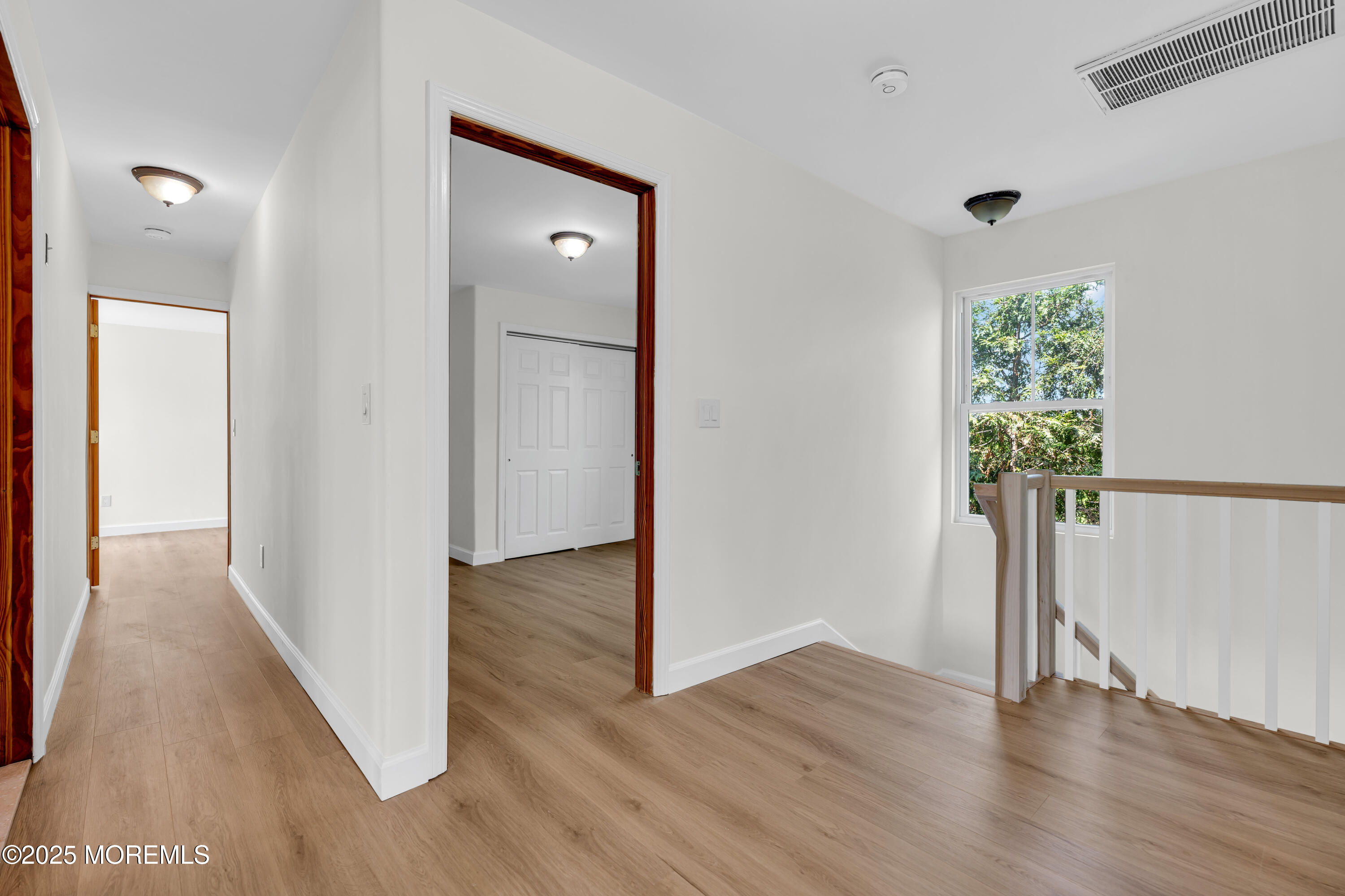 325 Hawthorne Avenue