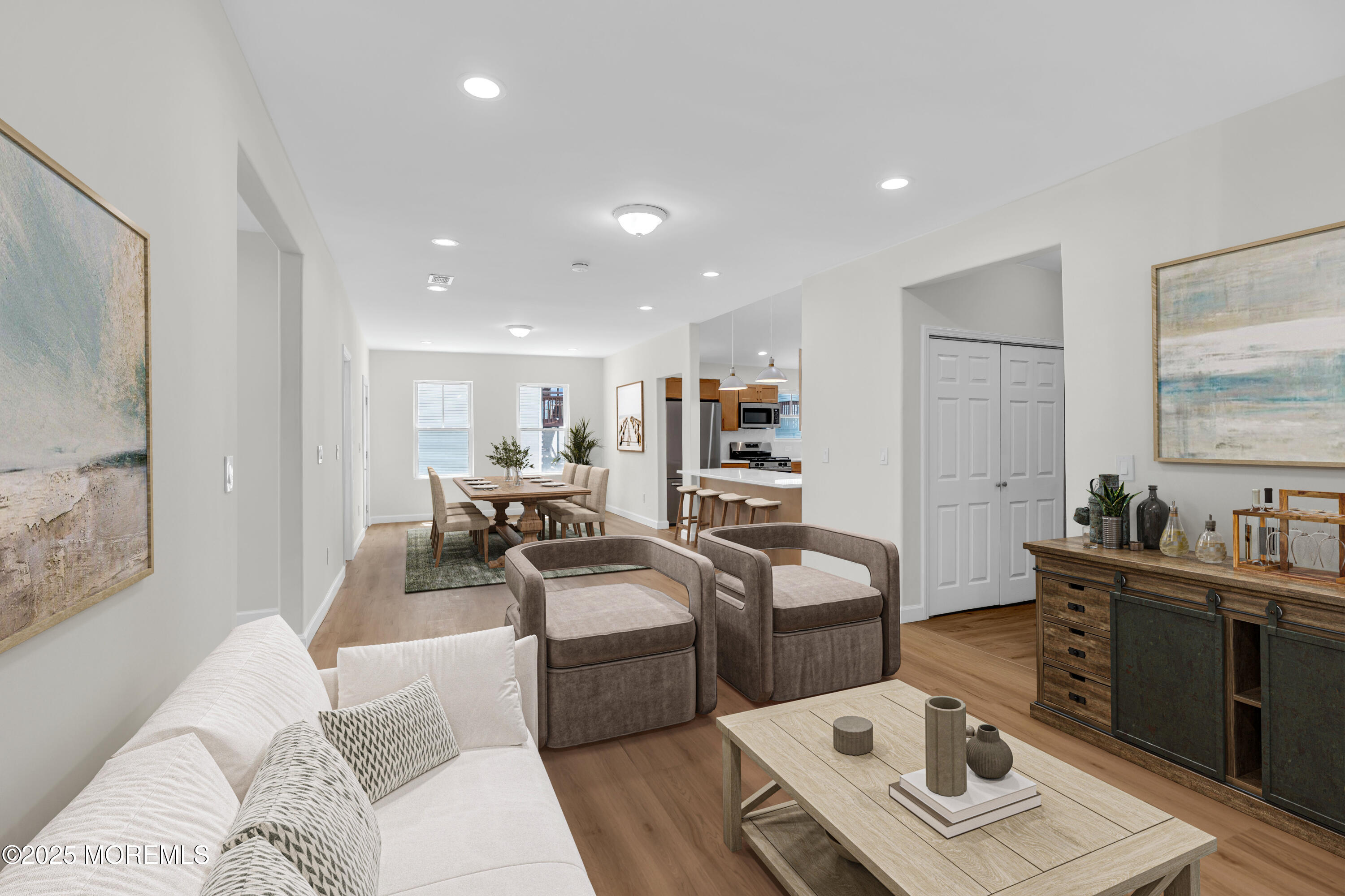 325 Hawthorne Avenue