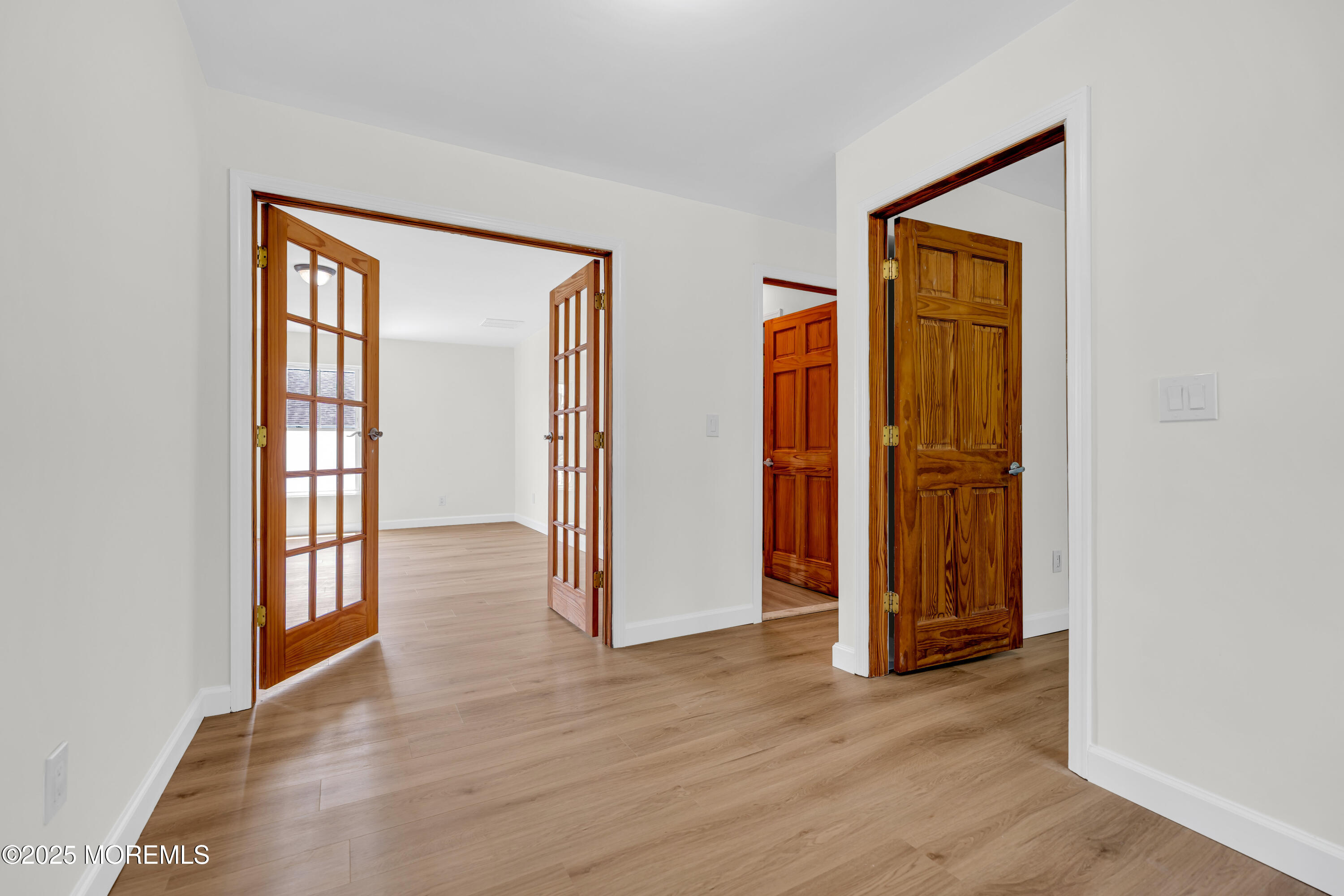 325 Hawthorne Avenue