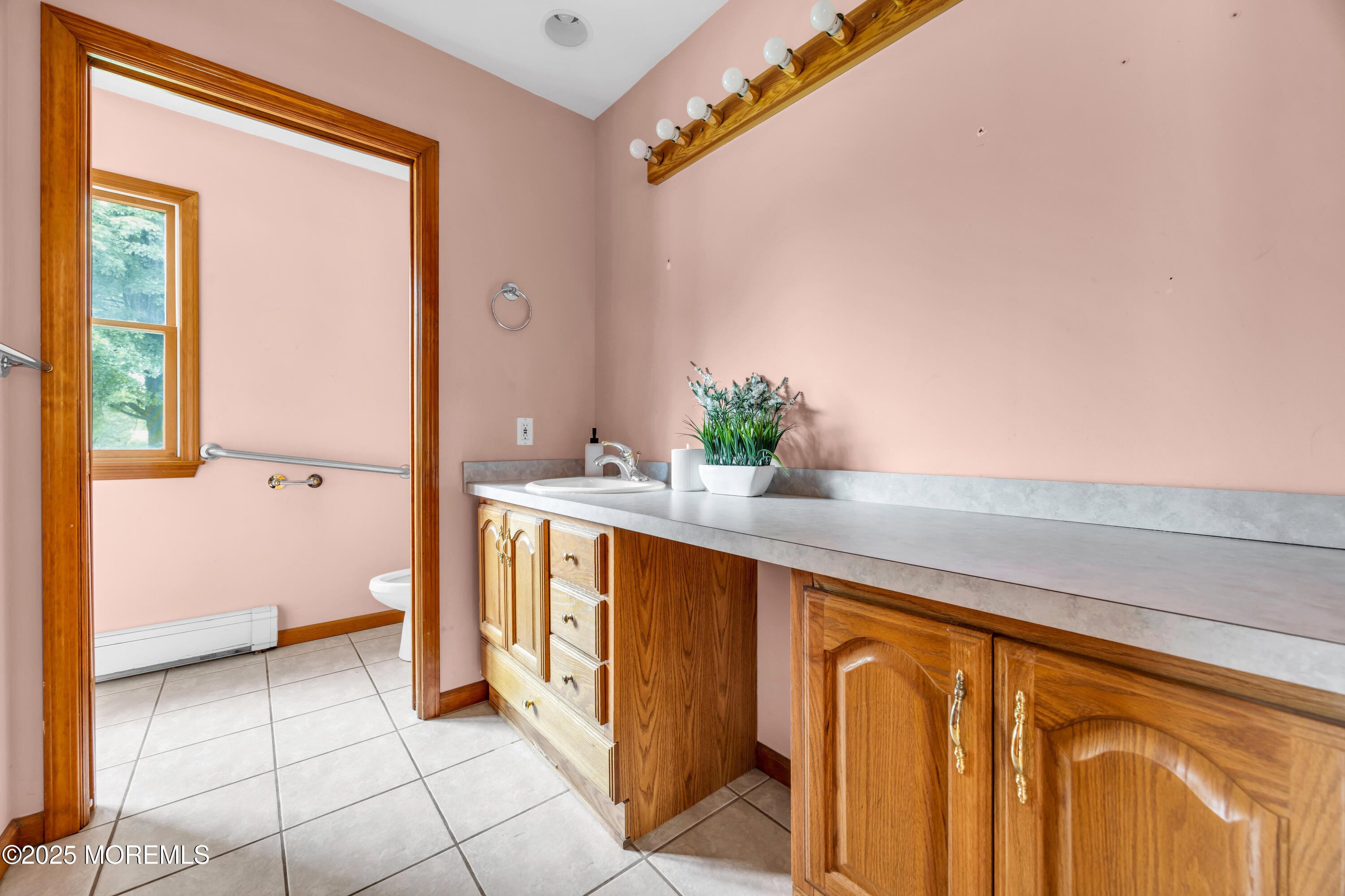 1901 Baltimore Avenue