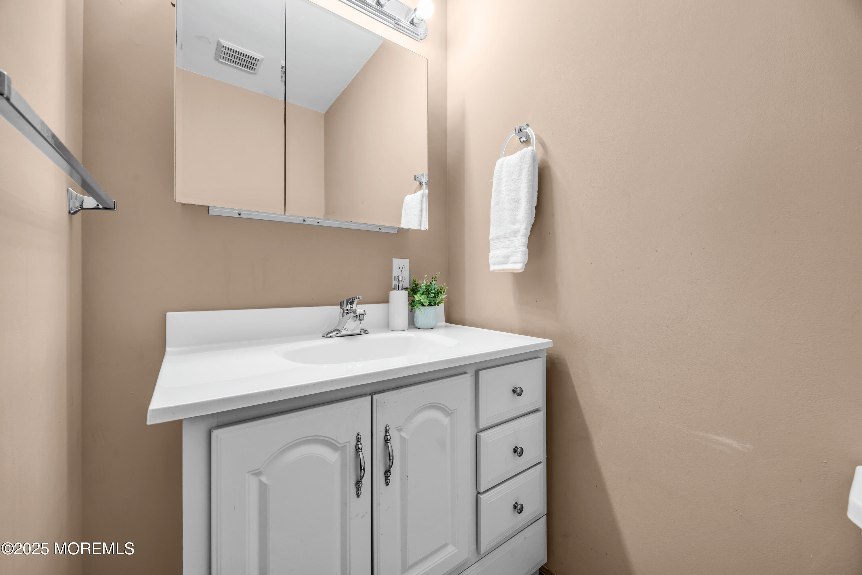 1901 Baltimore Avenue