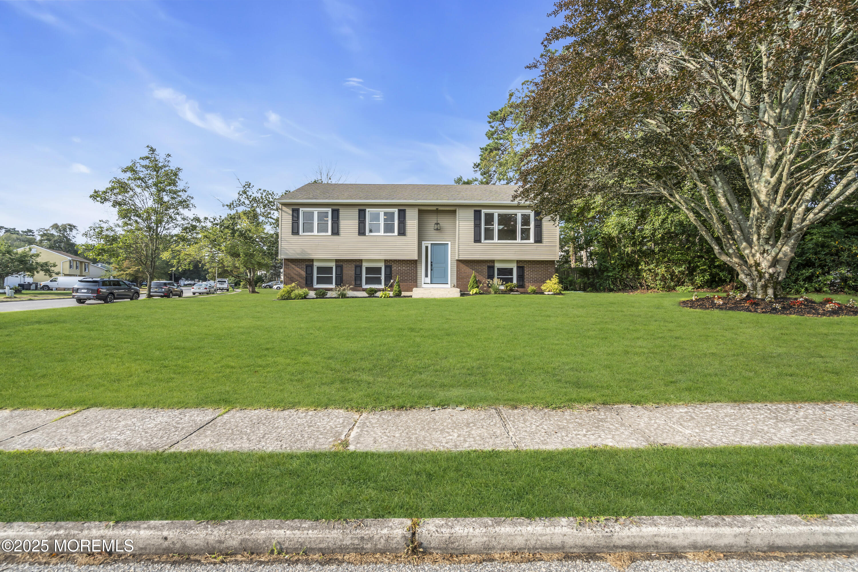 201 Pheasant Hollow Drive