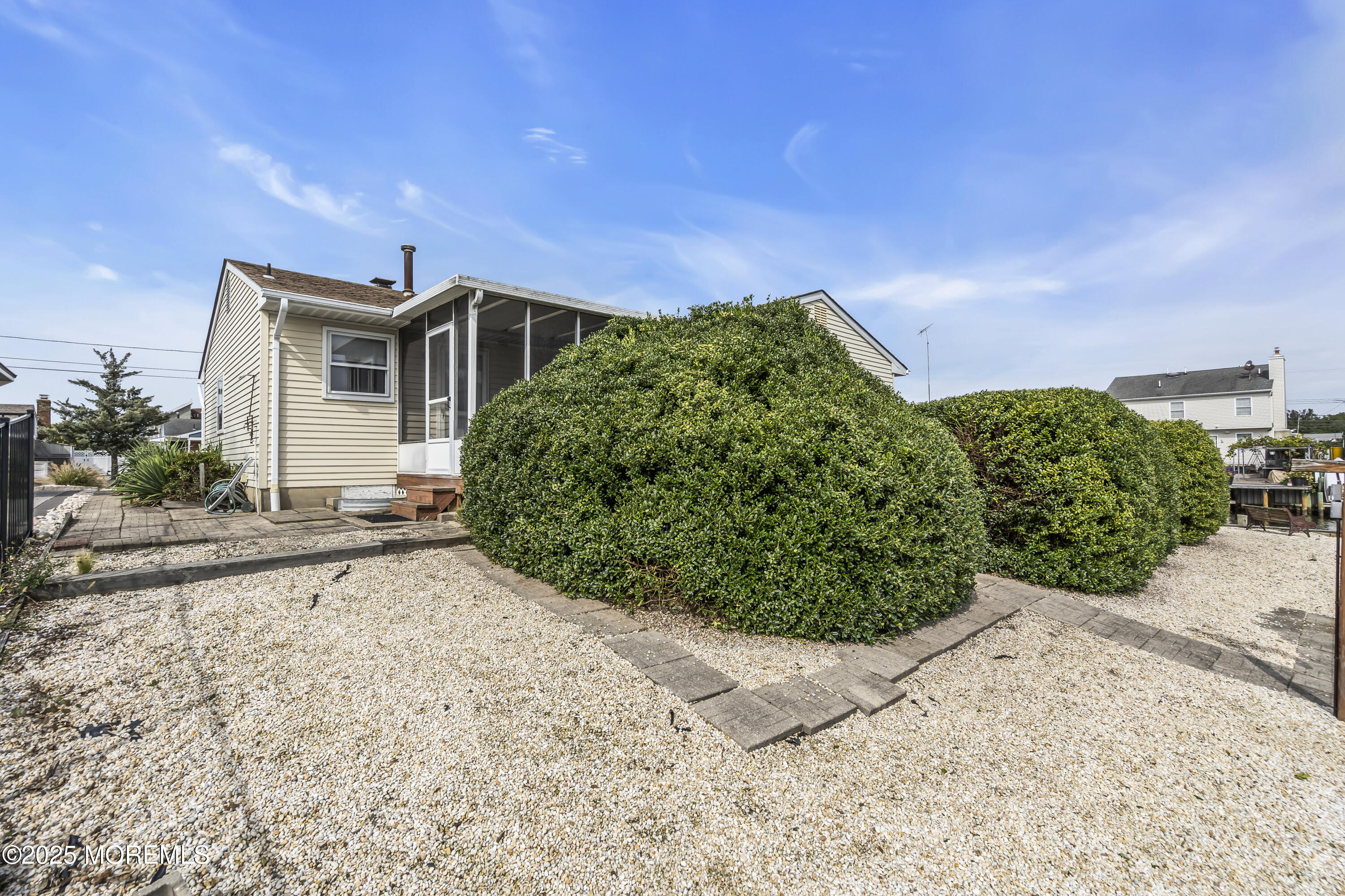 407 Pleasantville Court