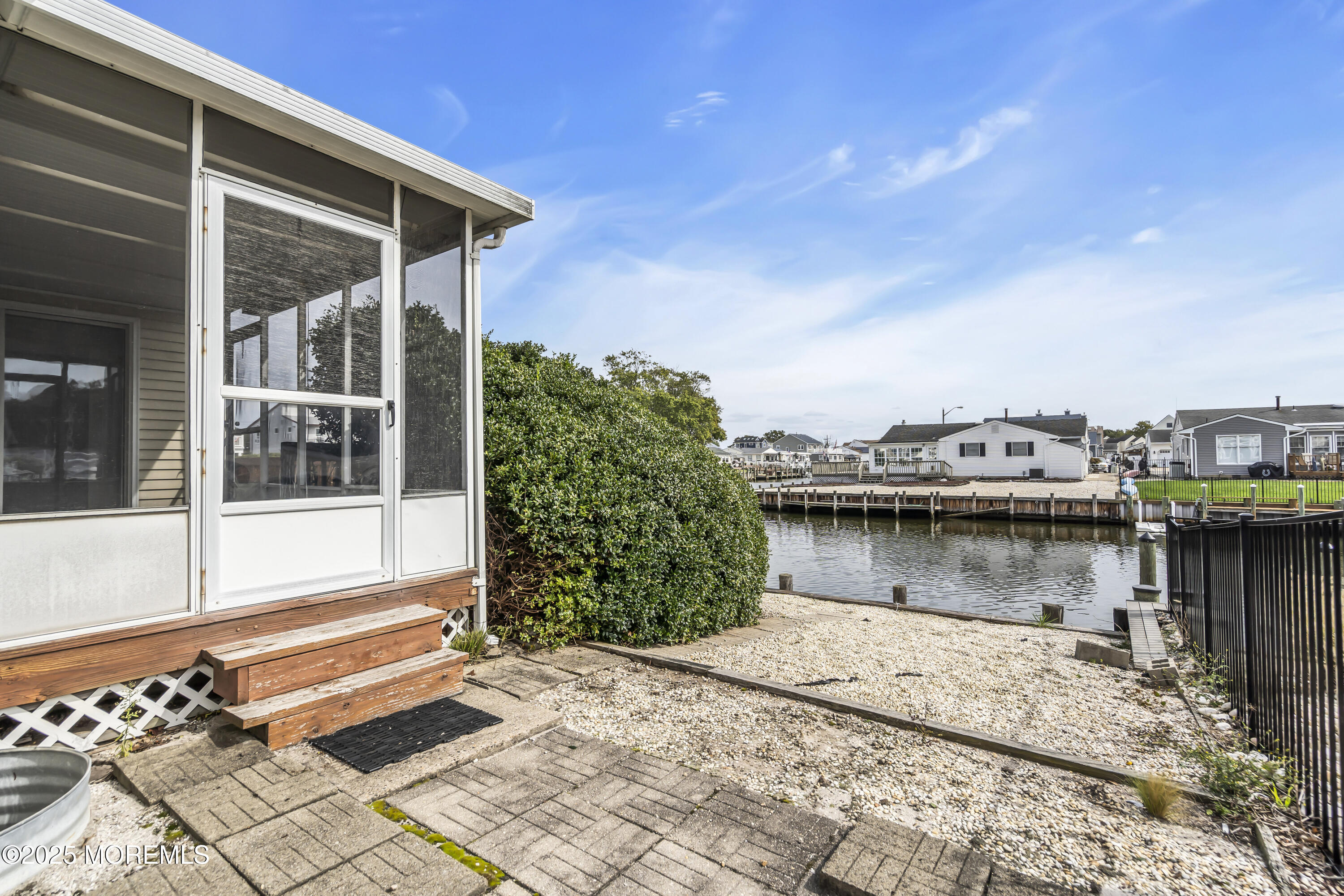 407 Pleasantville Court