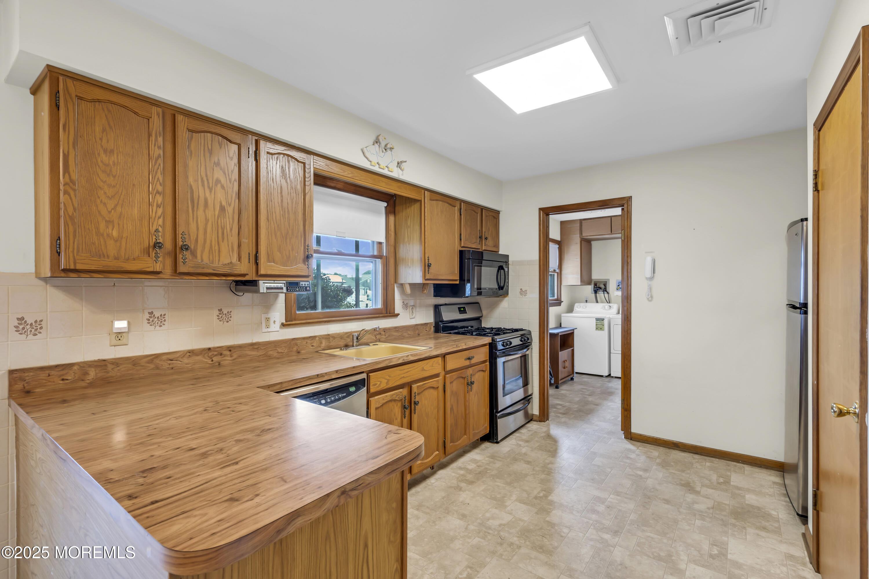 407 Pleasantville Court