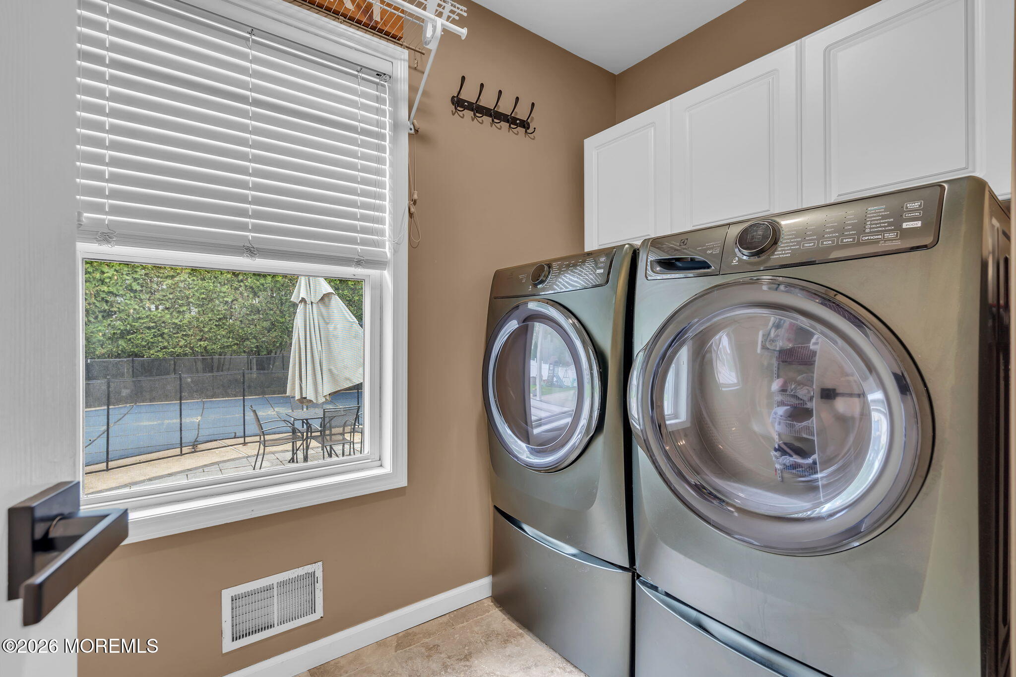 205 Waycross Court