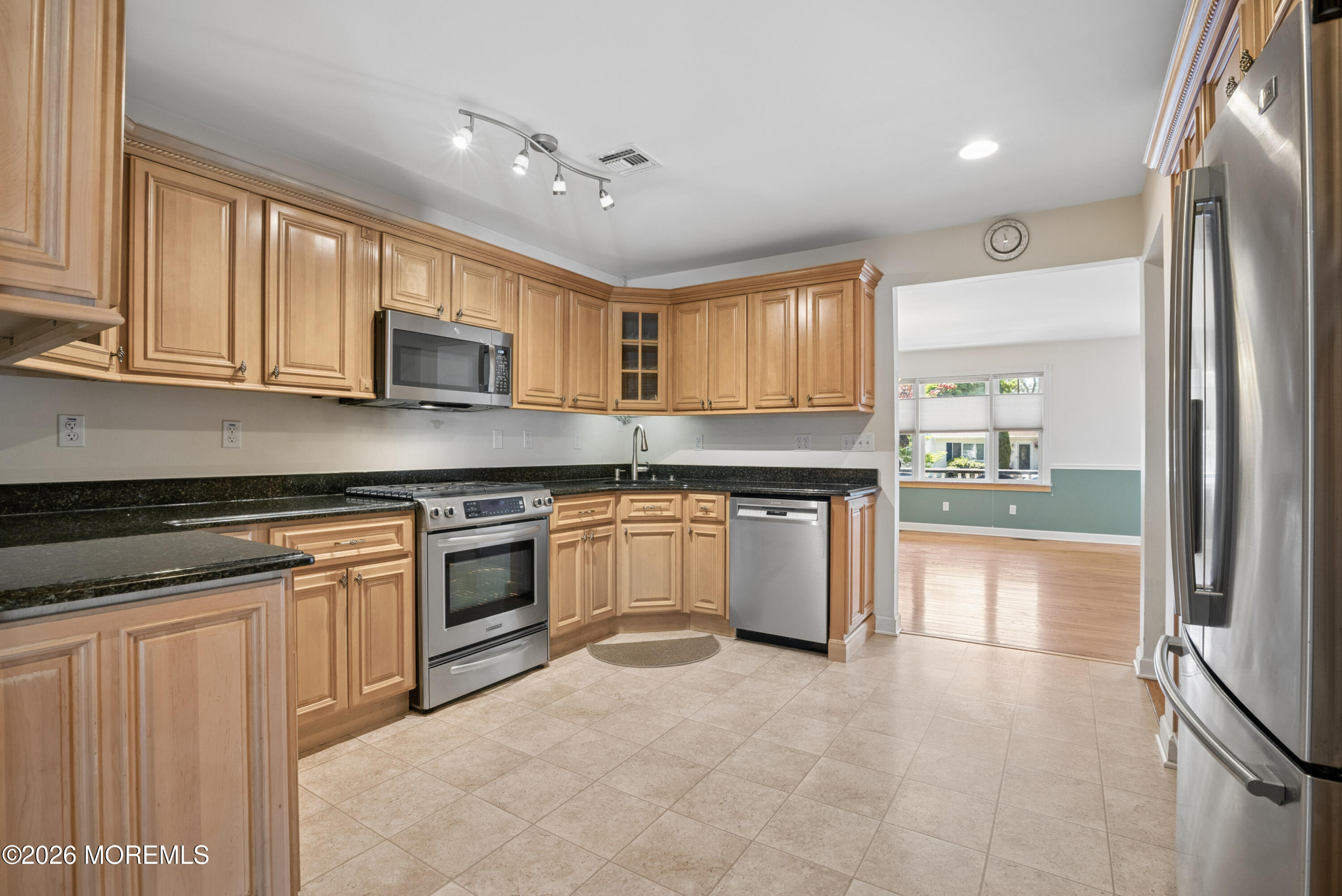 83 Wilson Circle W