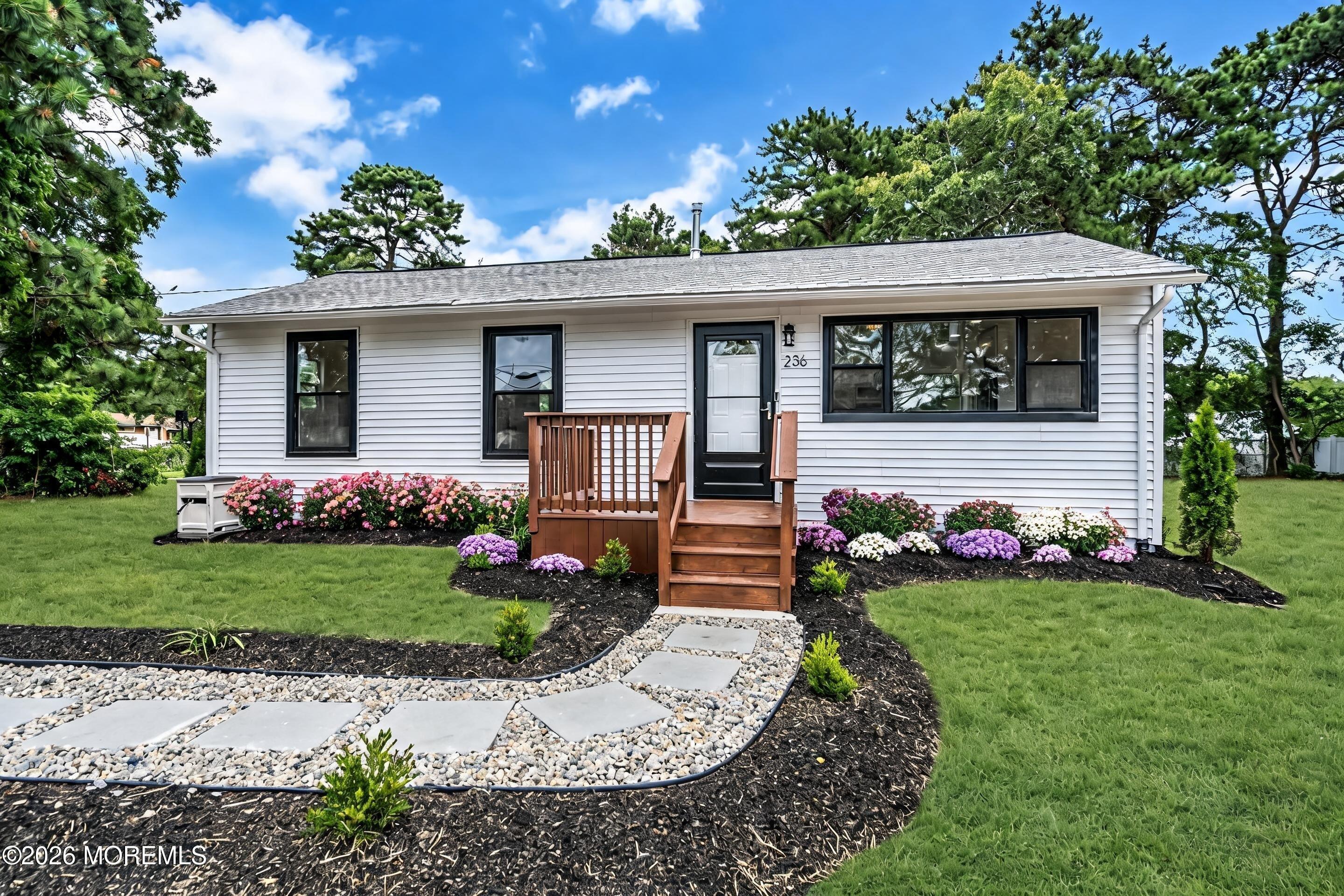 236 Orangewood Drive