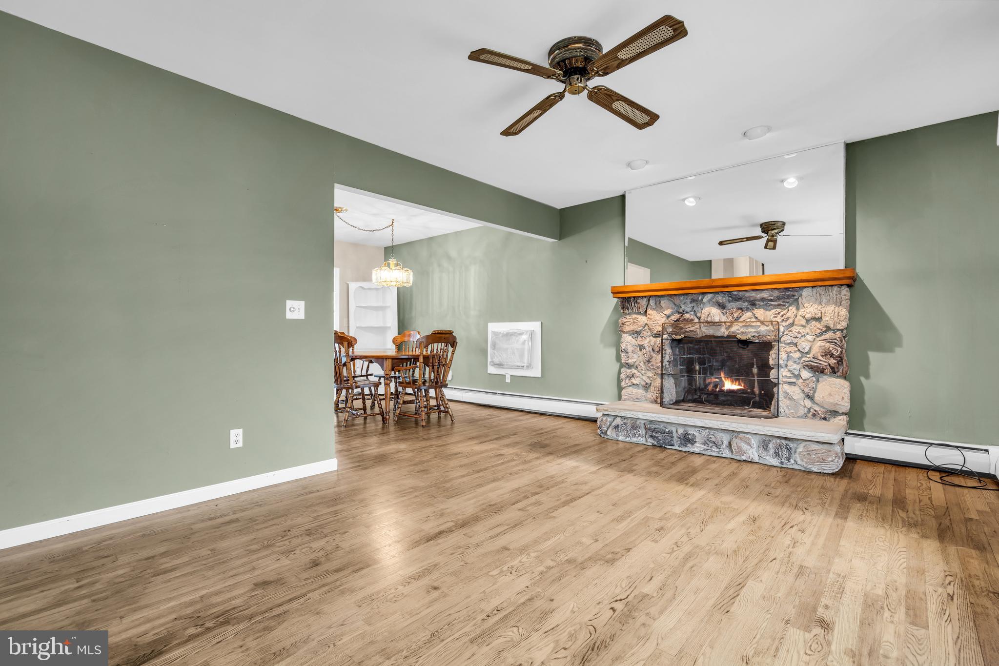 220 MONTCLAIR ROAD S