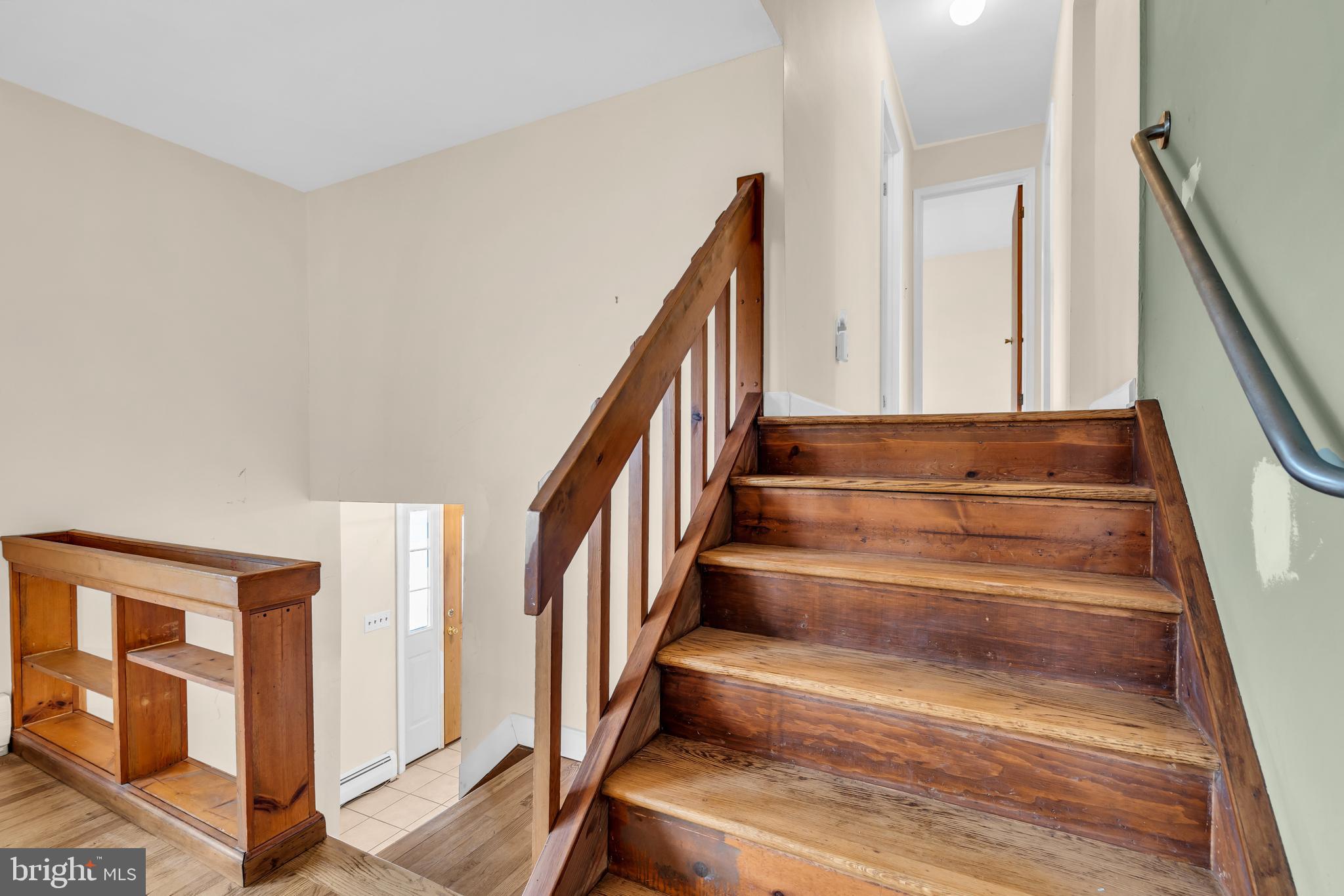 220 MONTCLAIR ROAD S