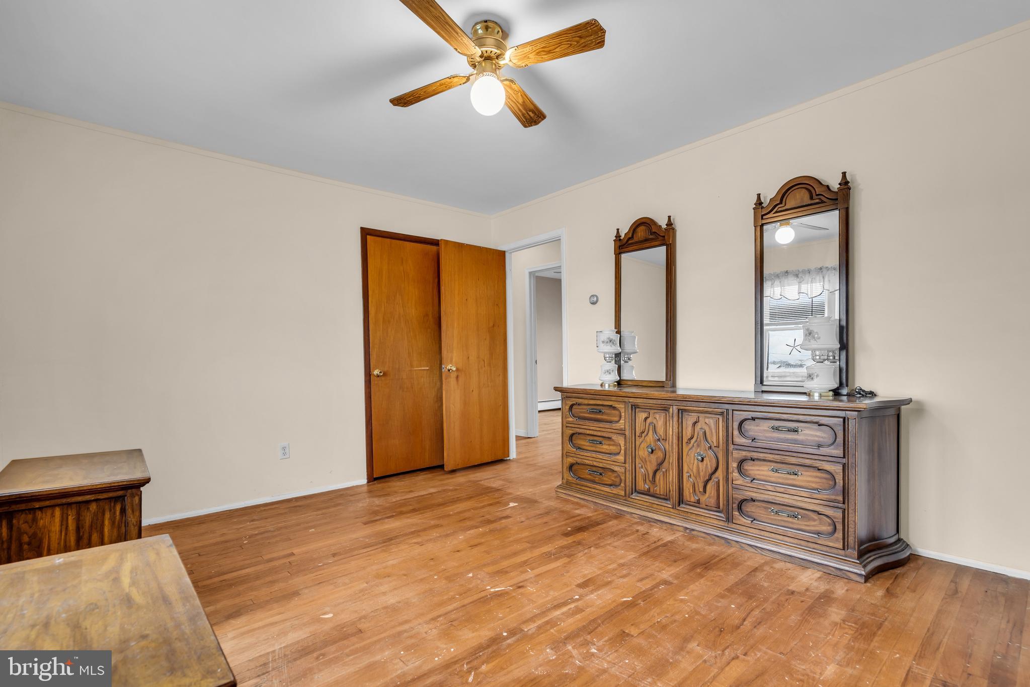 220 MONTCLAIR ROAD S